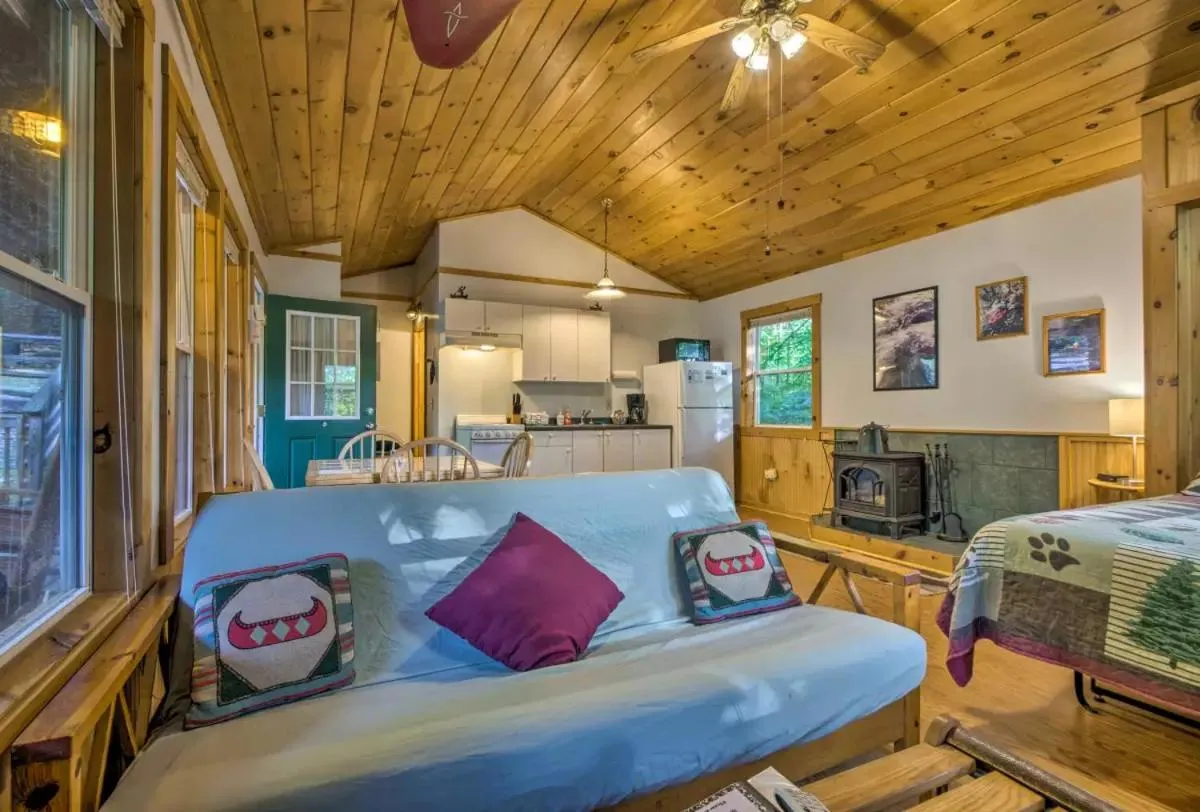 Bed in Nantahala Cabins