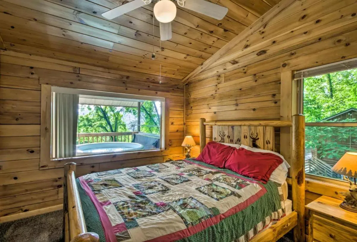 Bed in Nantahala Cabins