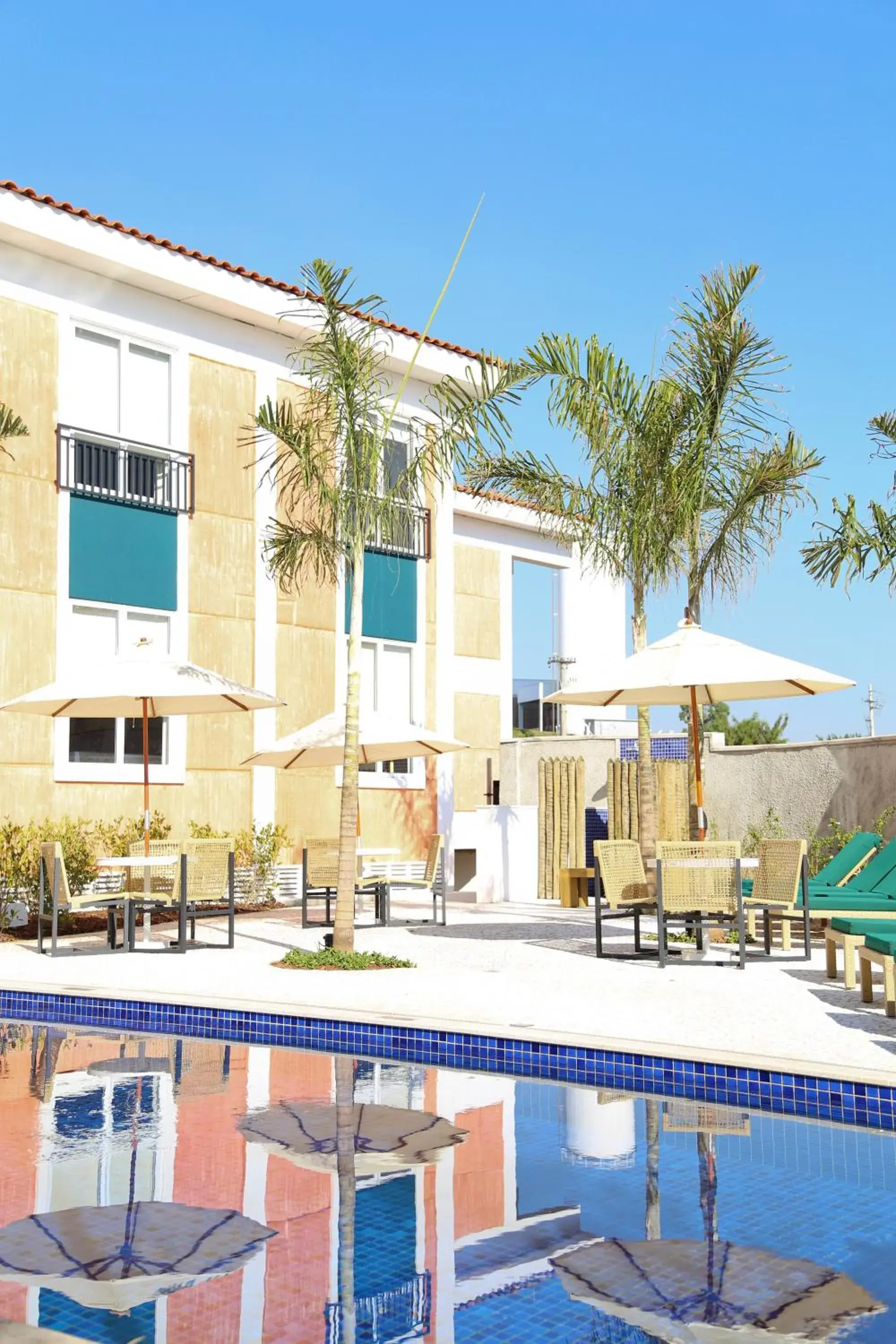 Property building in Vitória Hotel Express Dom Pedro Property building in Vitória Hotel Express Dom Pedro