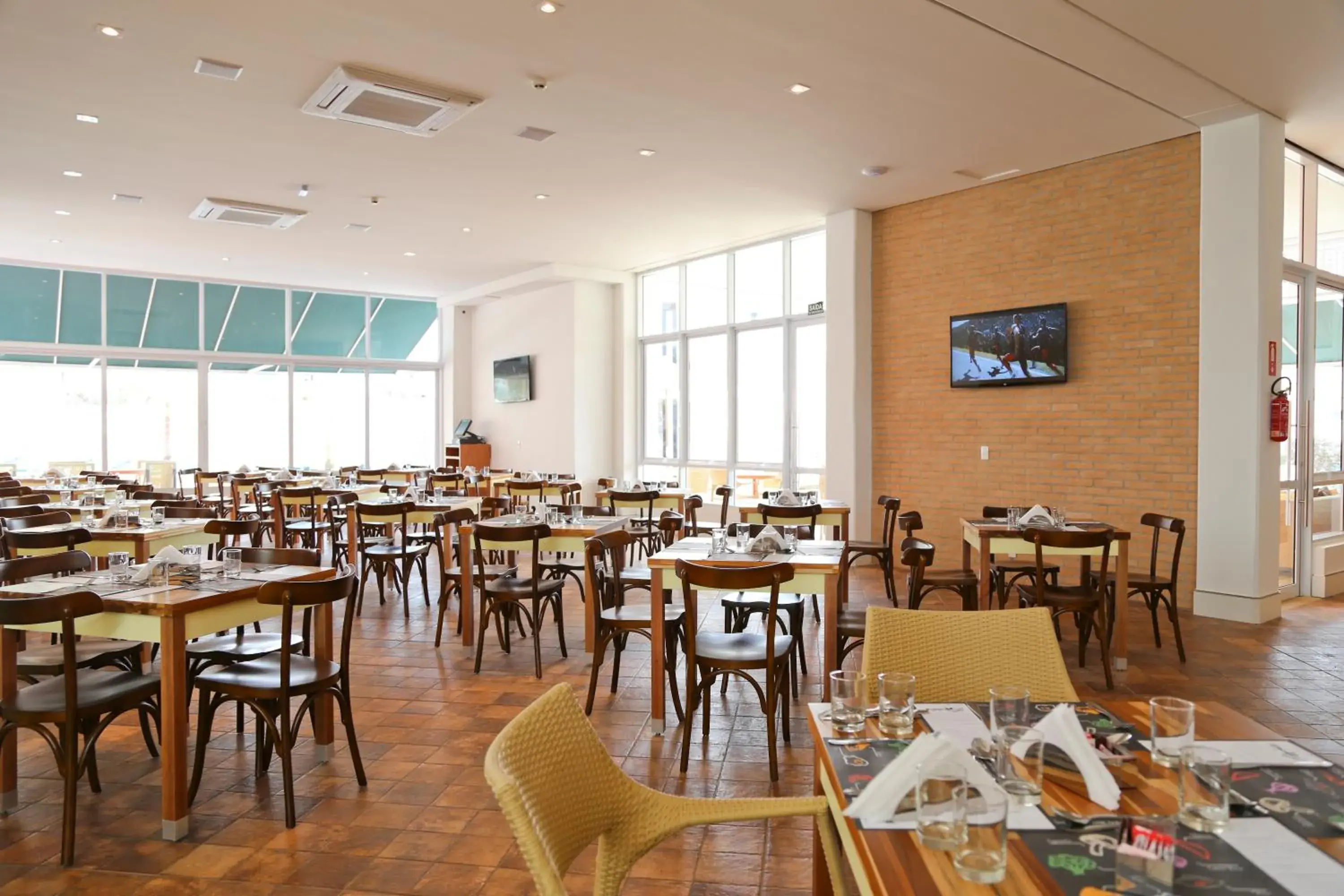 Restaurant/places to eat in Vitória Hotel Express Dom Pedro Restaurant/places to eat in Vitória Hotel Express Dom Pedro