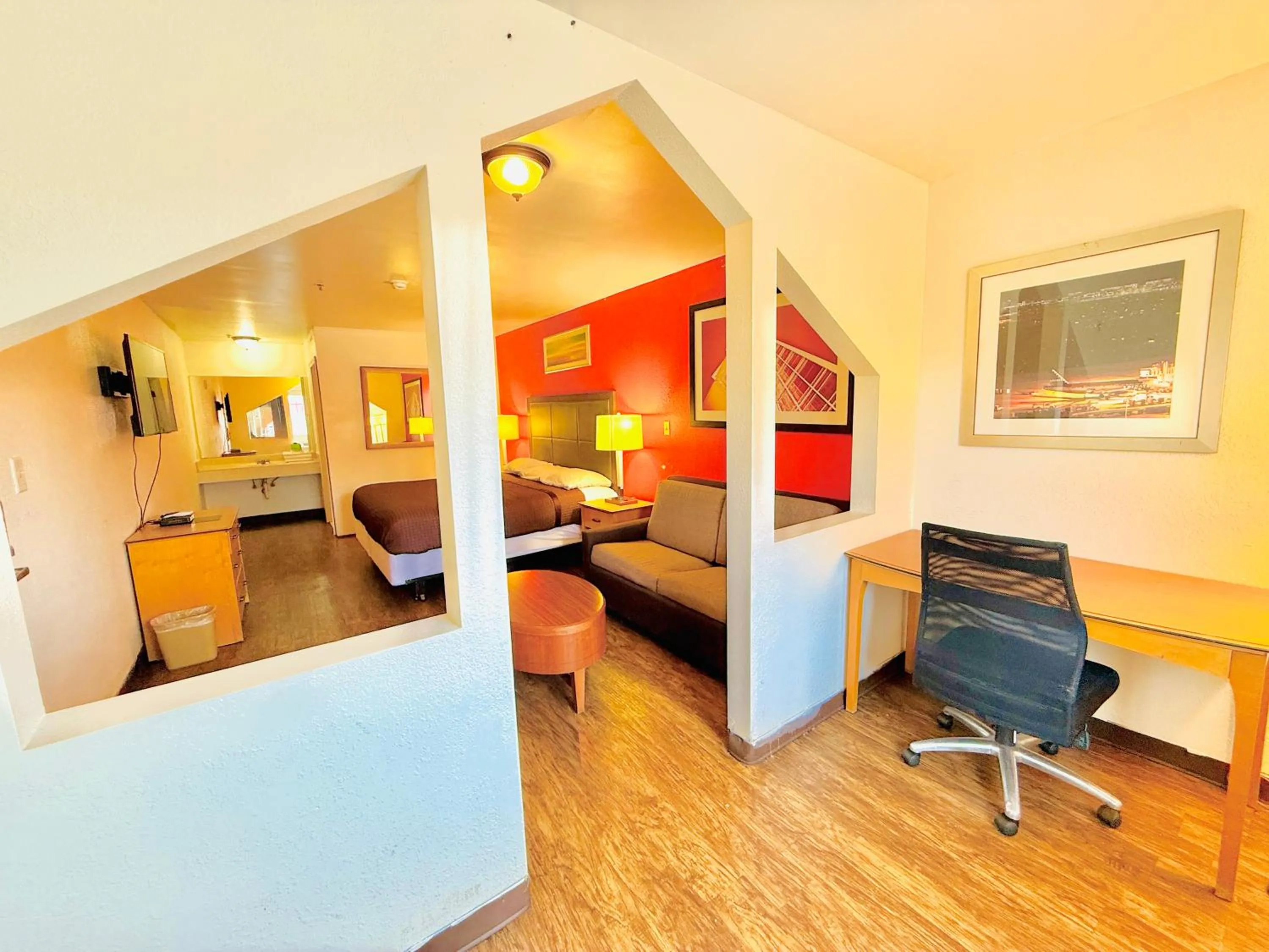 Bedroom, Bed in Woodbridge Inn By OYO Rome