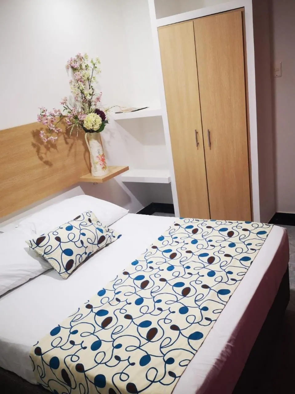 Bed in Hotel Plaza 43
