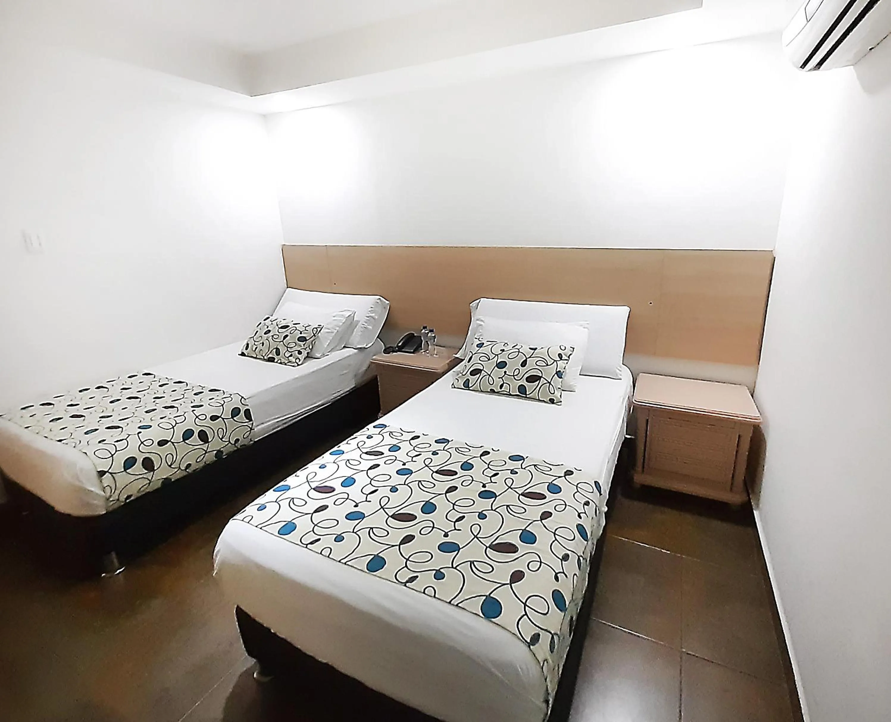Bed in Hotel Plaza 43
