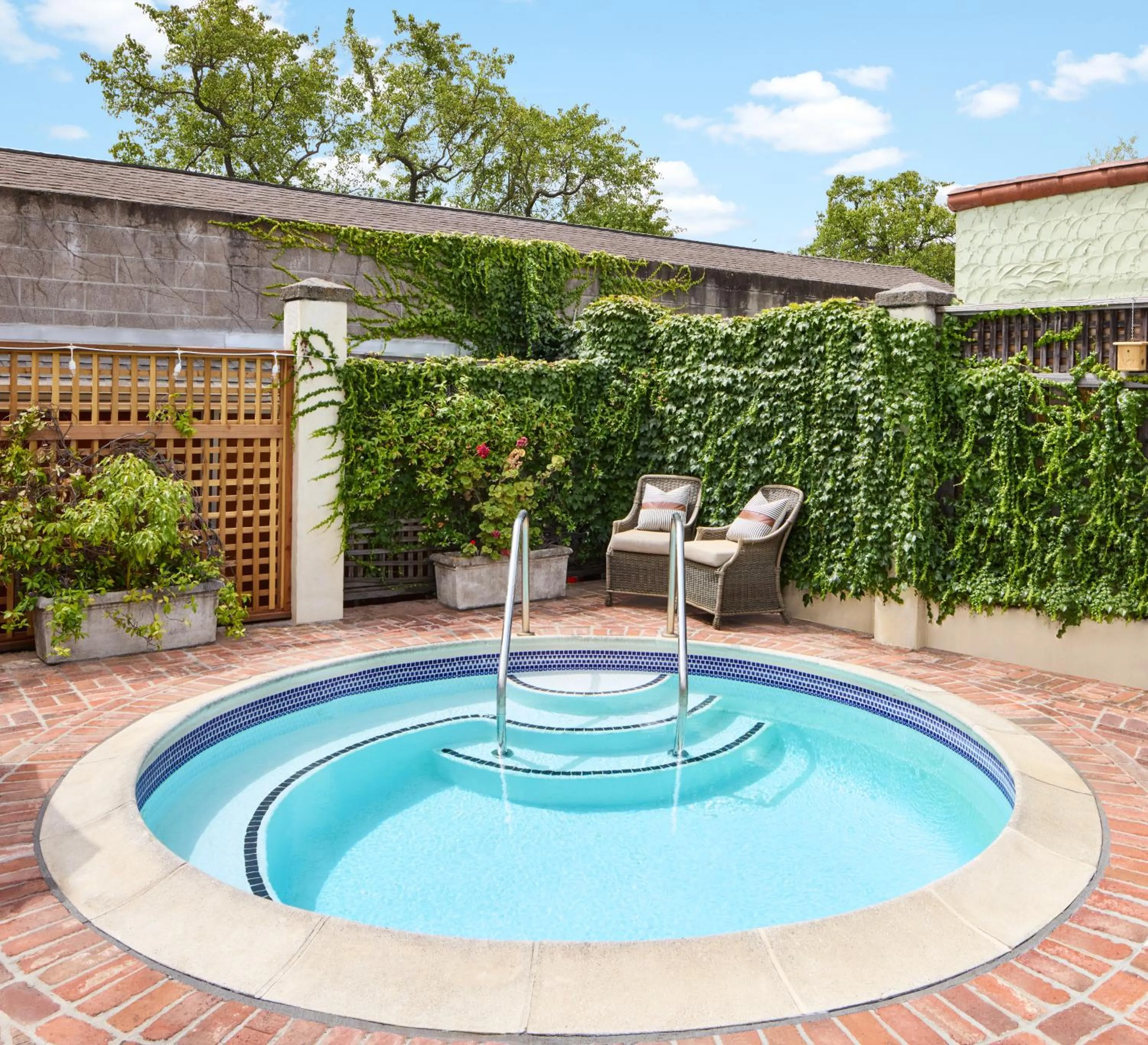 Hot Tub in Maison Fleurie, A Four Sisters Inn