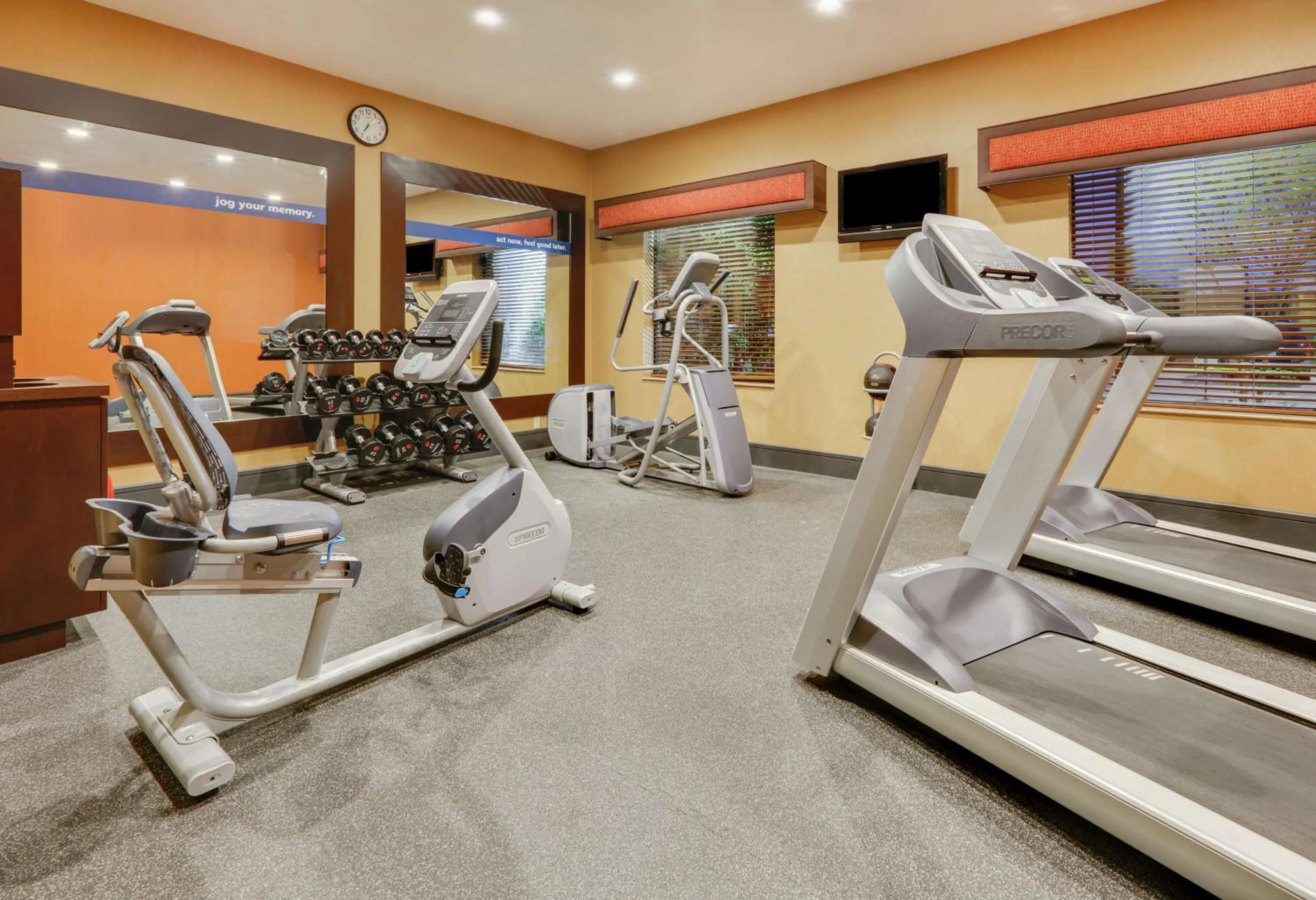 Fitness centre/facilities in Hampton Inn & Suites Fort Worth/Forest Hill