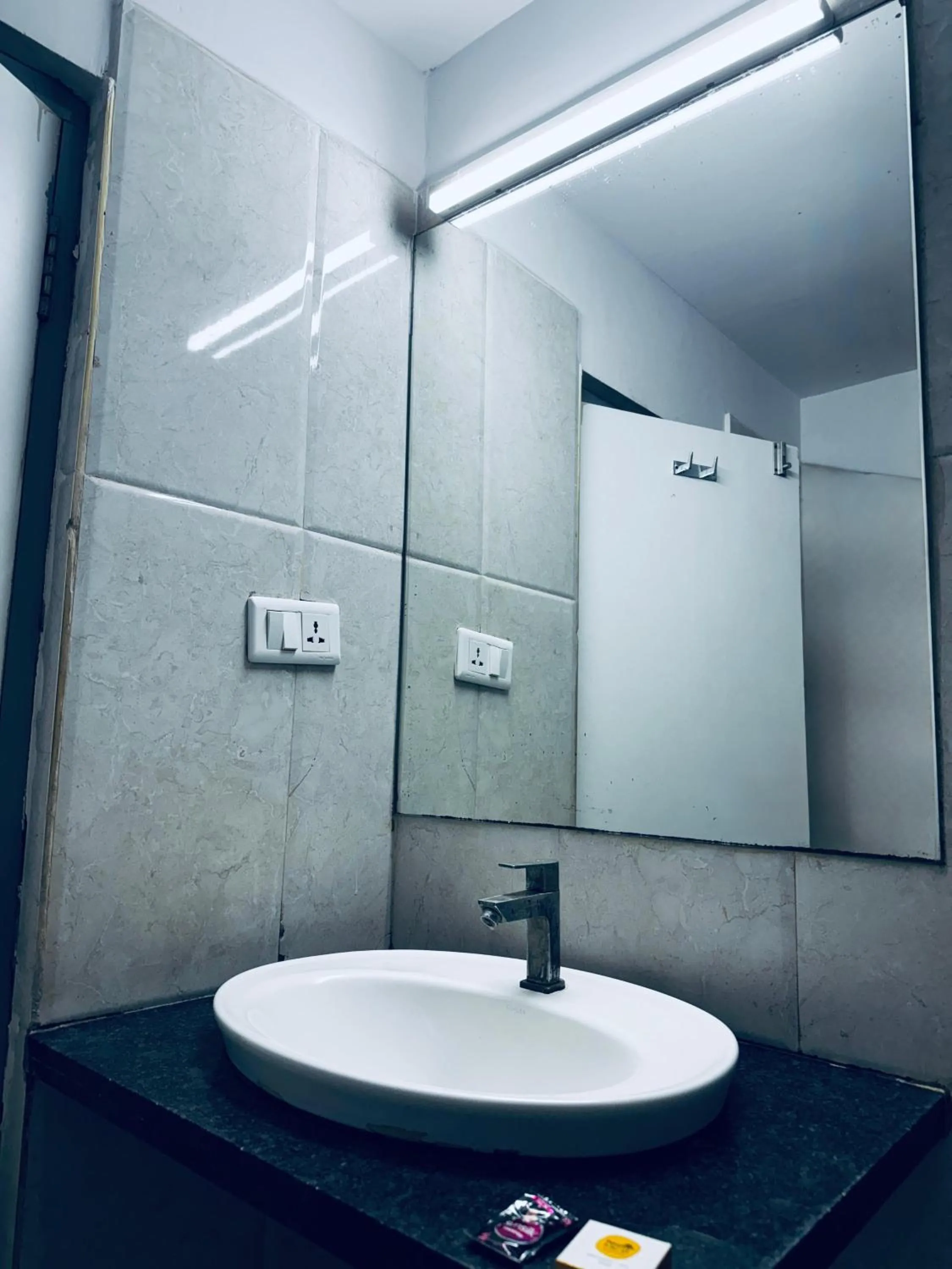 Bathroom in La Riviera Suites
