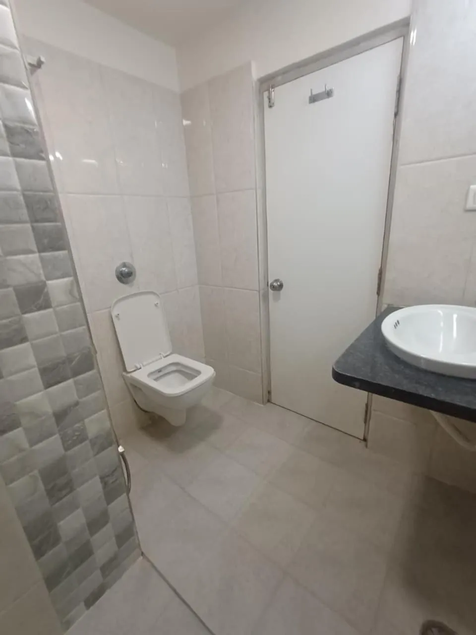 Bathroom in La Riviera Suites
