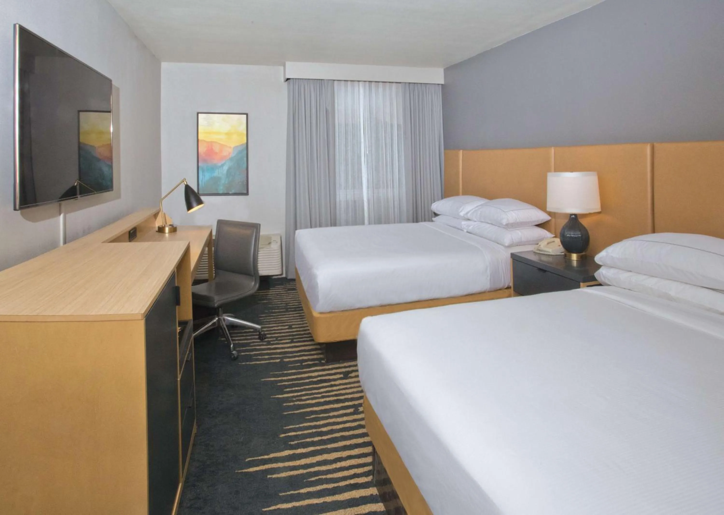 Bedroom, Bed in Doubletree By Hilton Chico, Ca