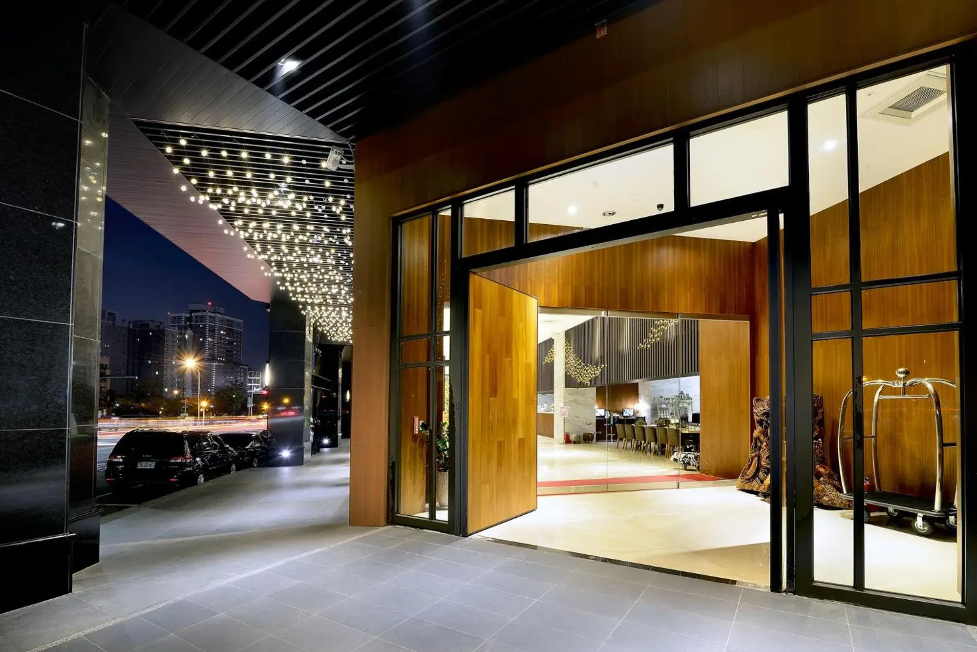 Facade/entrance in Aeris International Hotel Facade/entrance in Aeris International Hotel