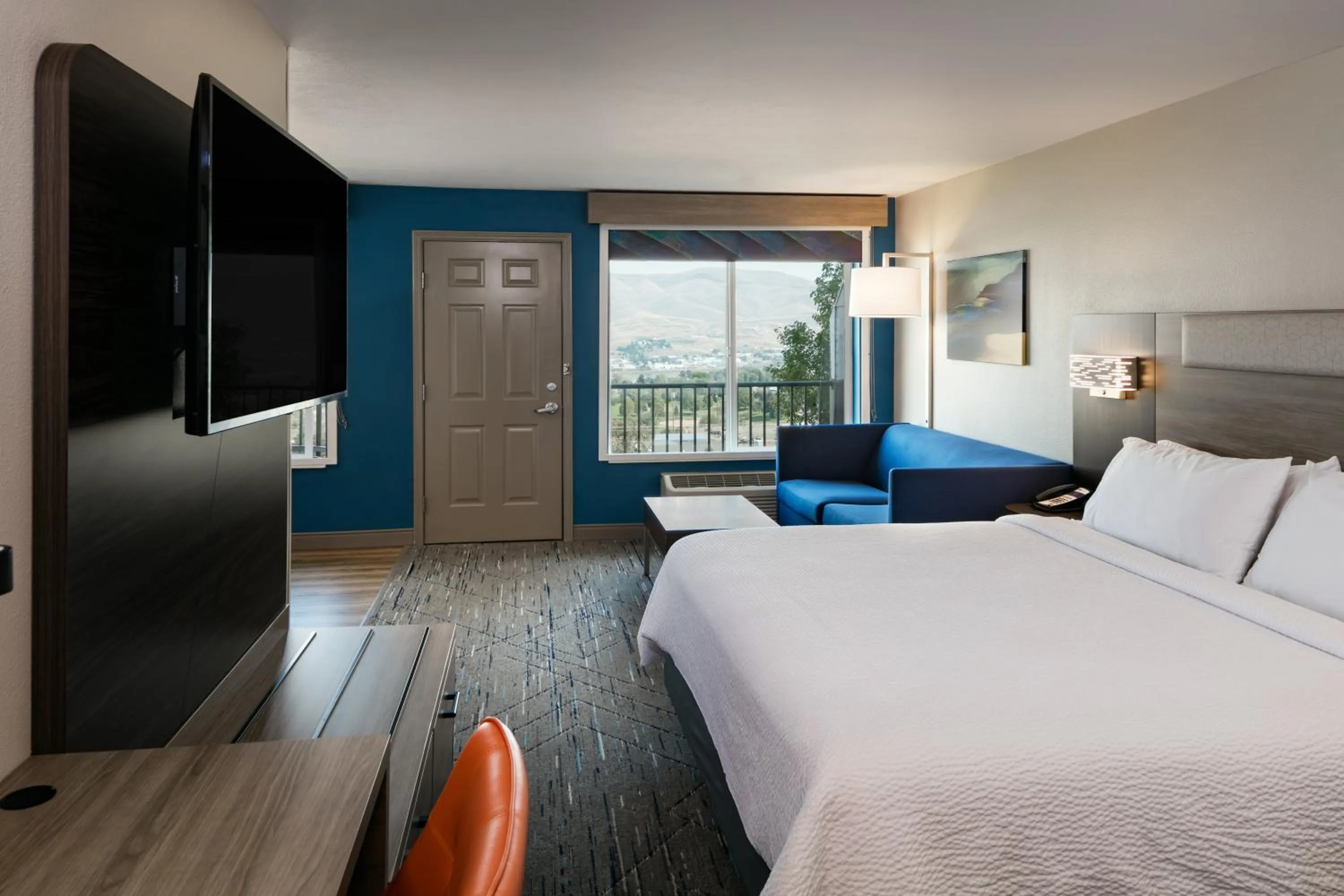 TV and multimedia, Bed in Holiday Inn Express Lewiston by IHG