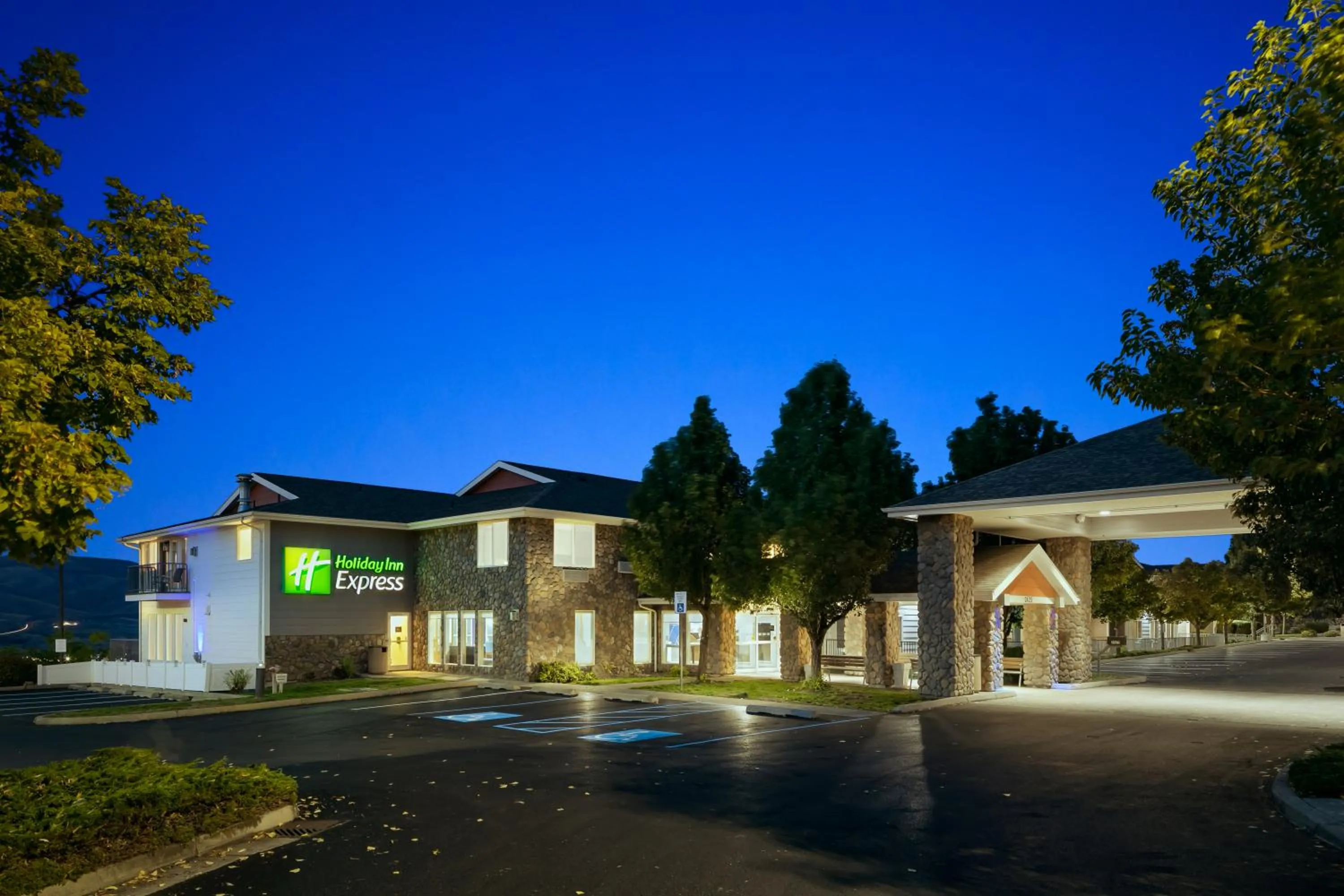 Property building in Holiday Inn Express Lewiston by IHG