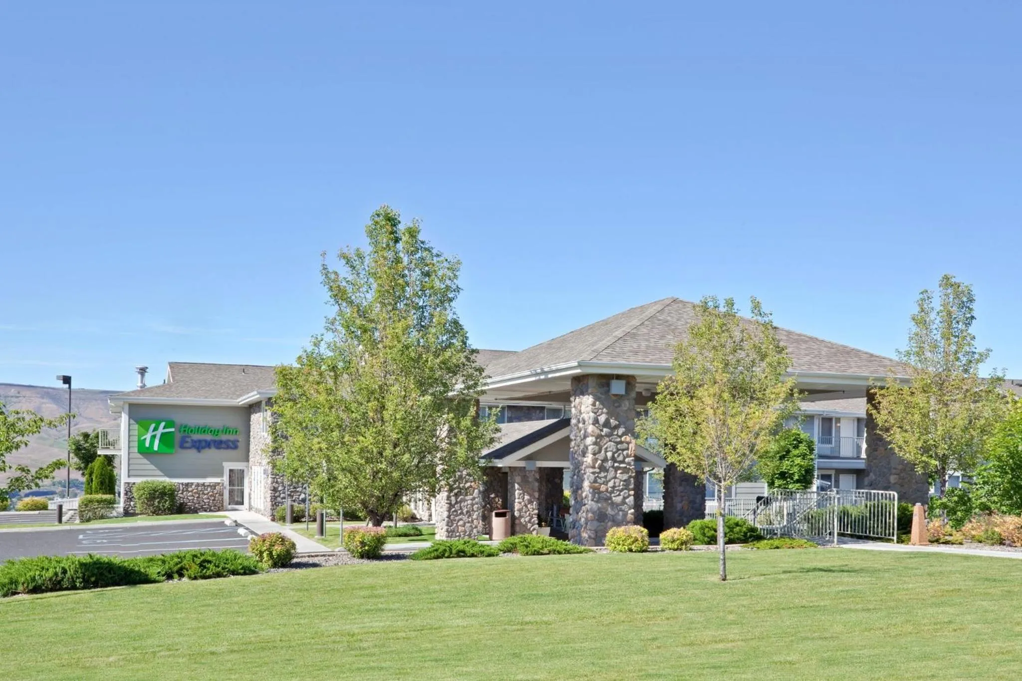 Property building in Holiday Inn Express Lewiston by IHG