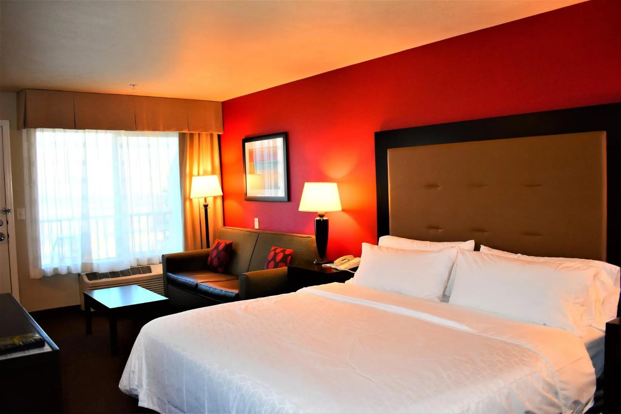 Photo of the whole room, Bed in Holiday Inn Express Lewiston by IHG