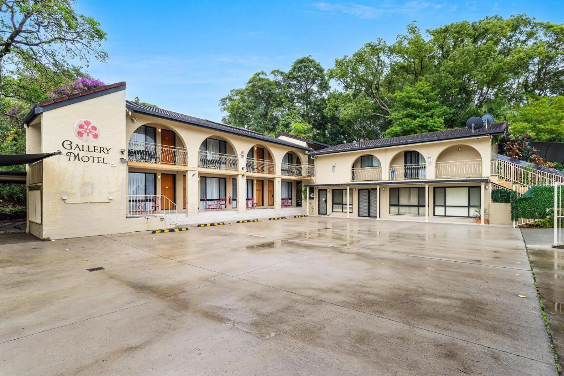 Property building in Gallery Motel