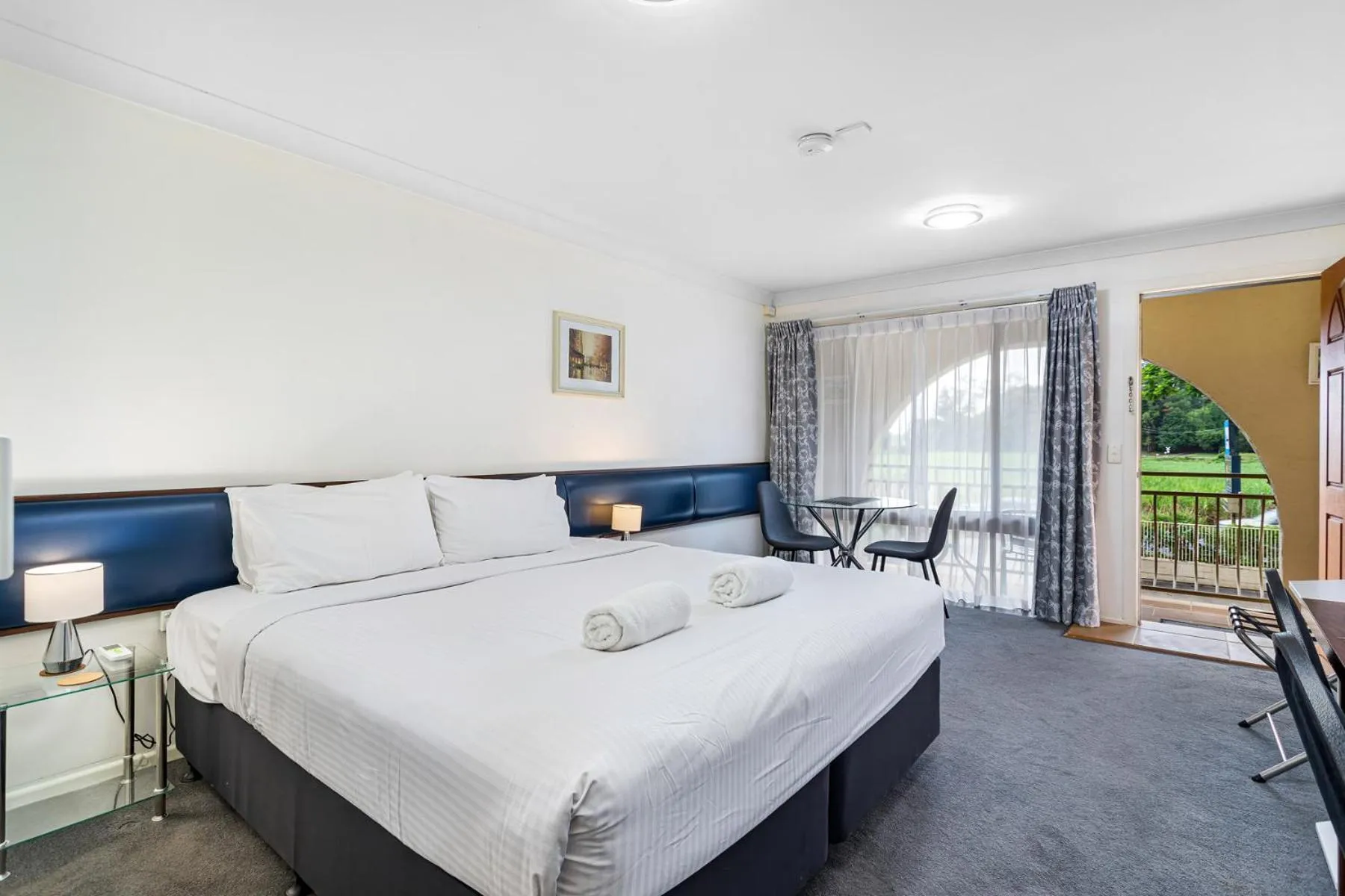 Bed in Gallery Motel