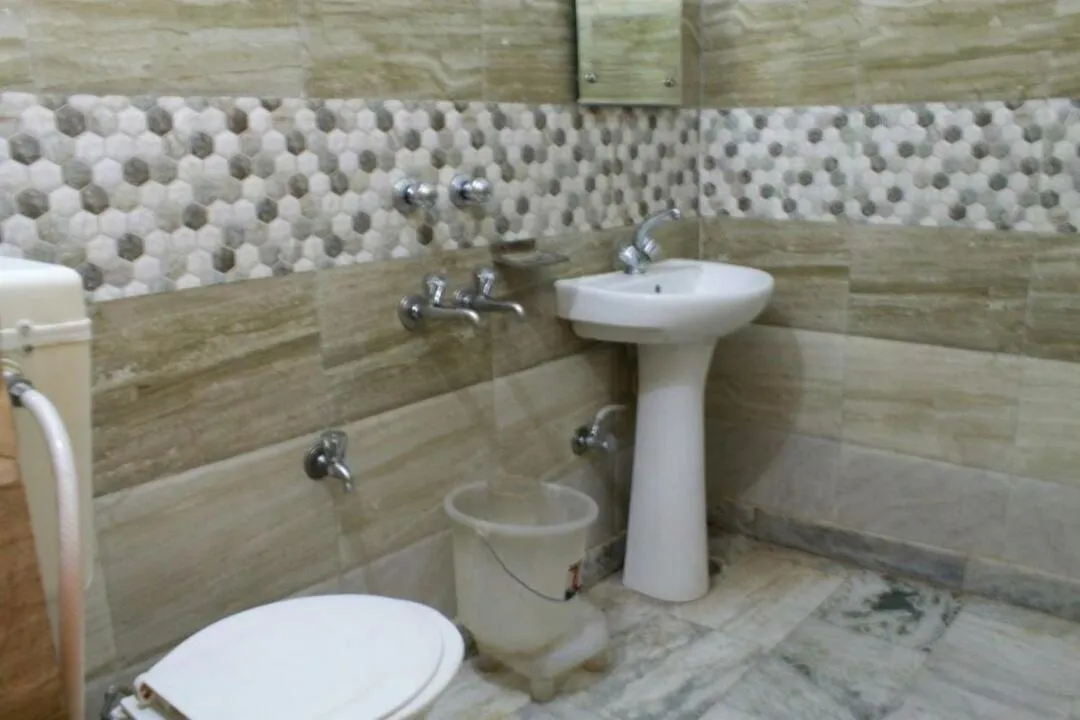 Toilet in Hotel Today, Katra