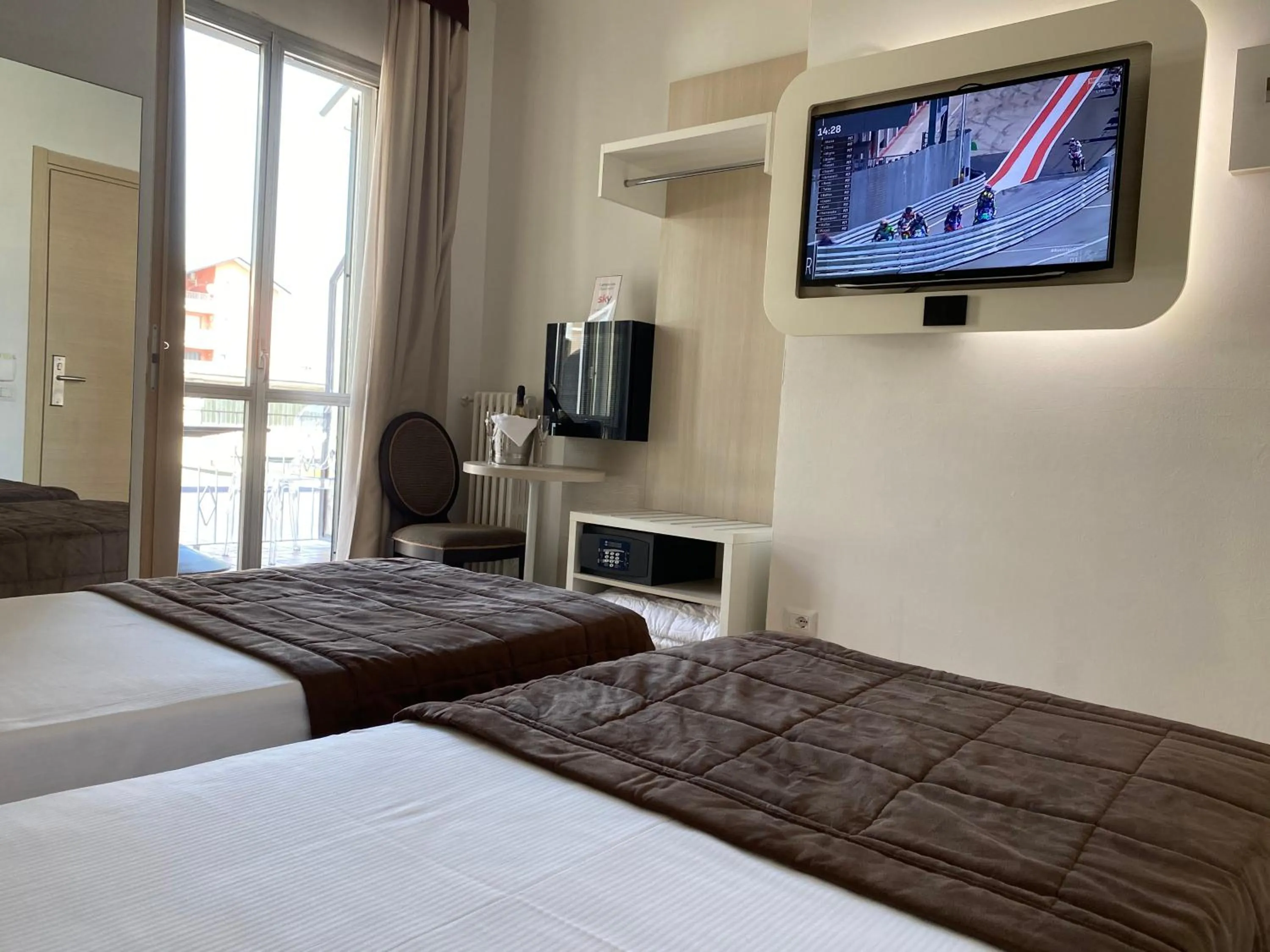 Bed in Hotel Ristorante Novara Expo