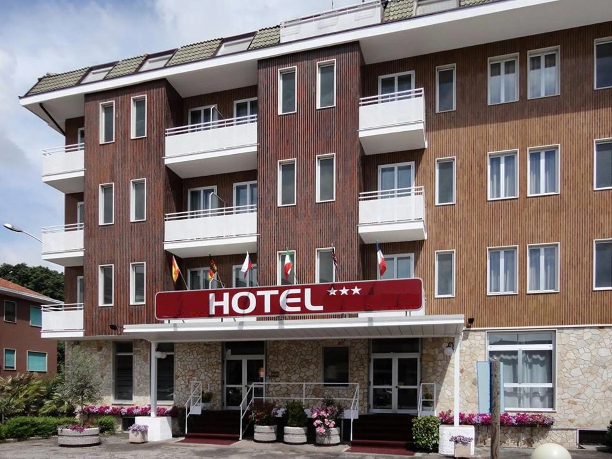 Facade/entrance in Hotel Ristorante Novara Expo