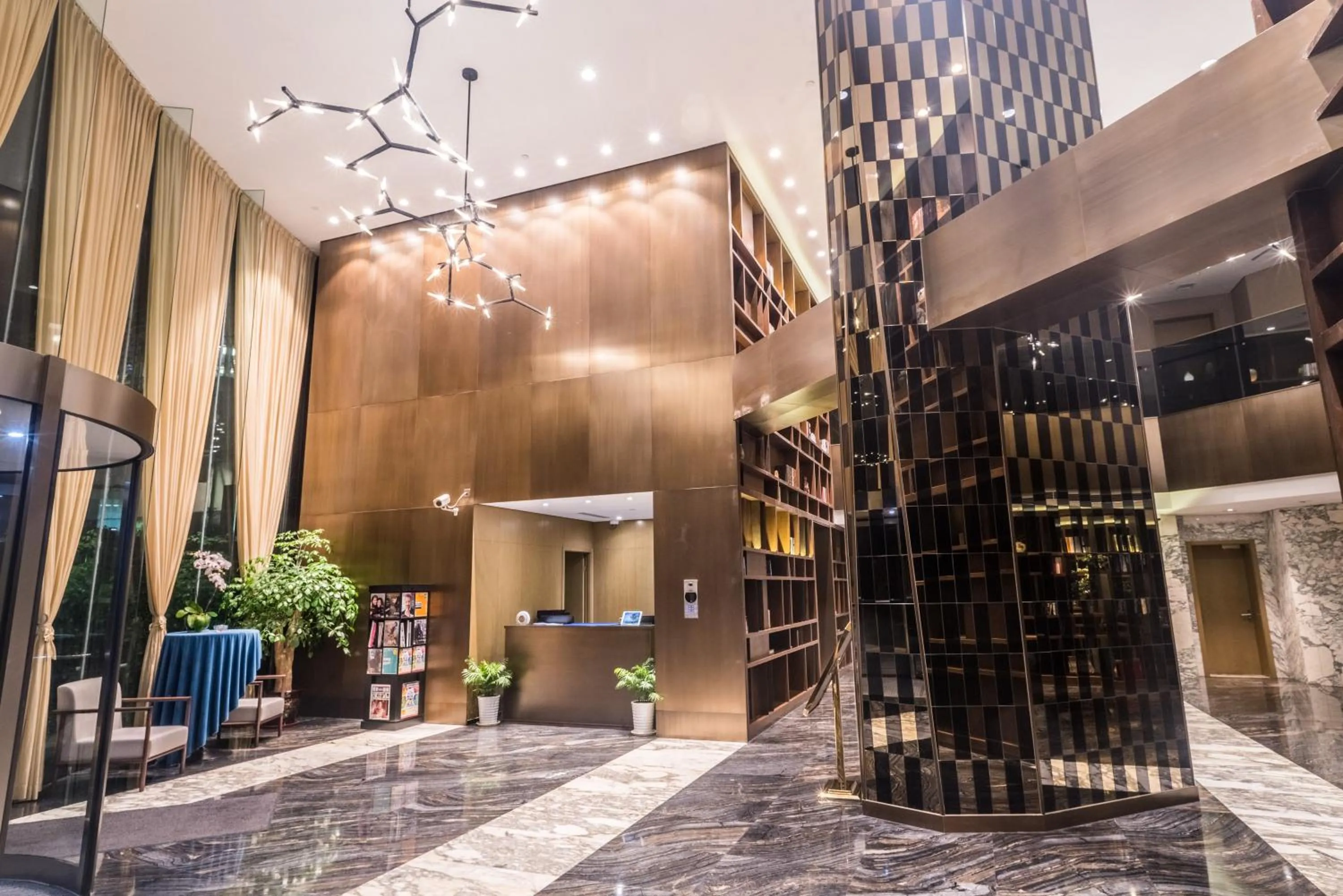 Lobby or reception in Green Court Residence Jinqiao Diamond Shanghai