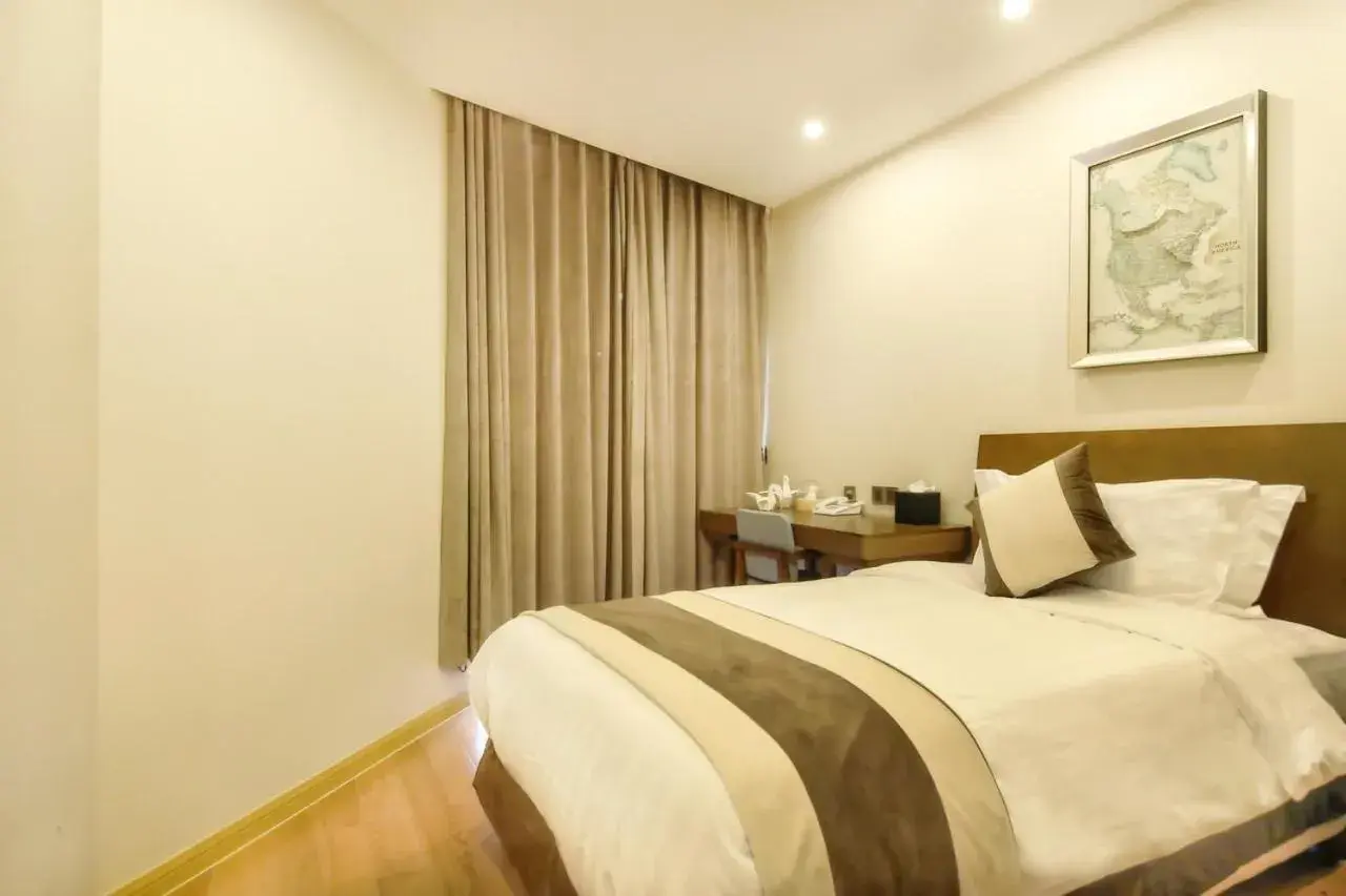 Two Bedroom Standard Suite in Green Court Residence Jinqiao Diamond Shanghai Two Bedroom Standard Suite in Green Court Residence Jinqiao Diamond Shanghai