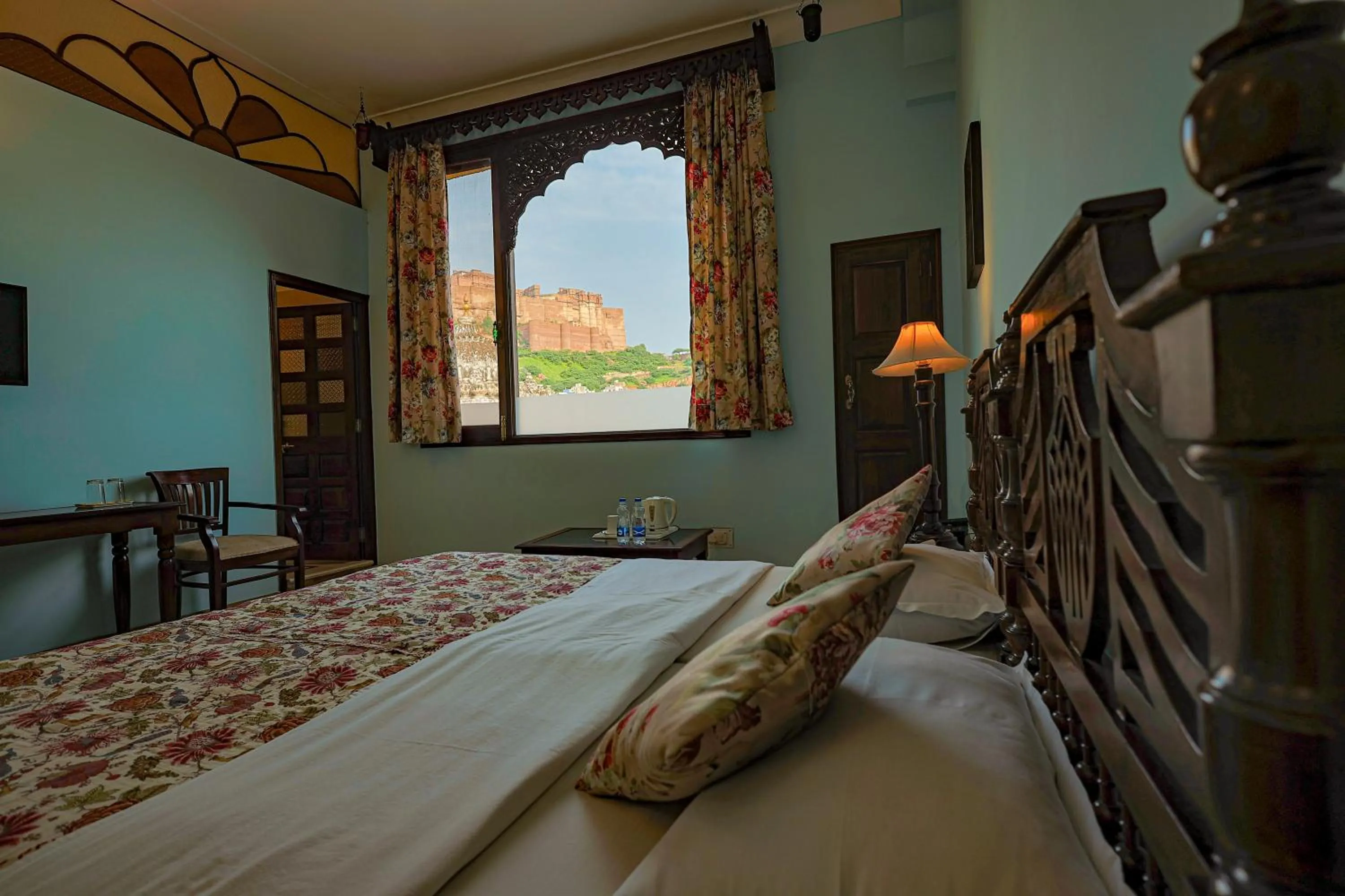 Bed in Haveli Inn Pal