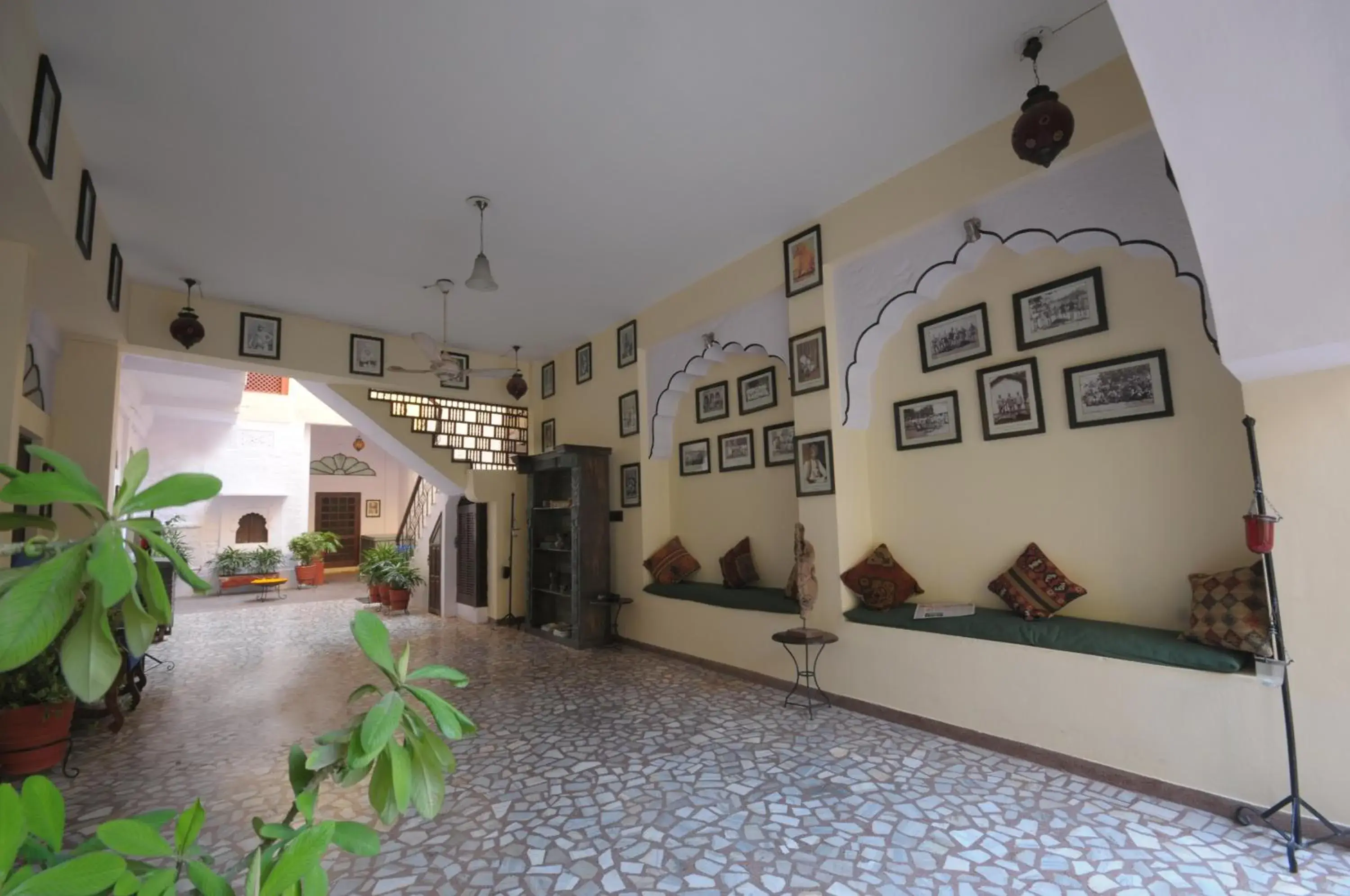 Property building in Haveli Inn Pal Property building in Haveli Inn Pal