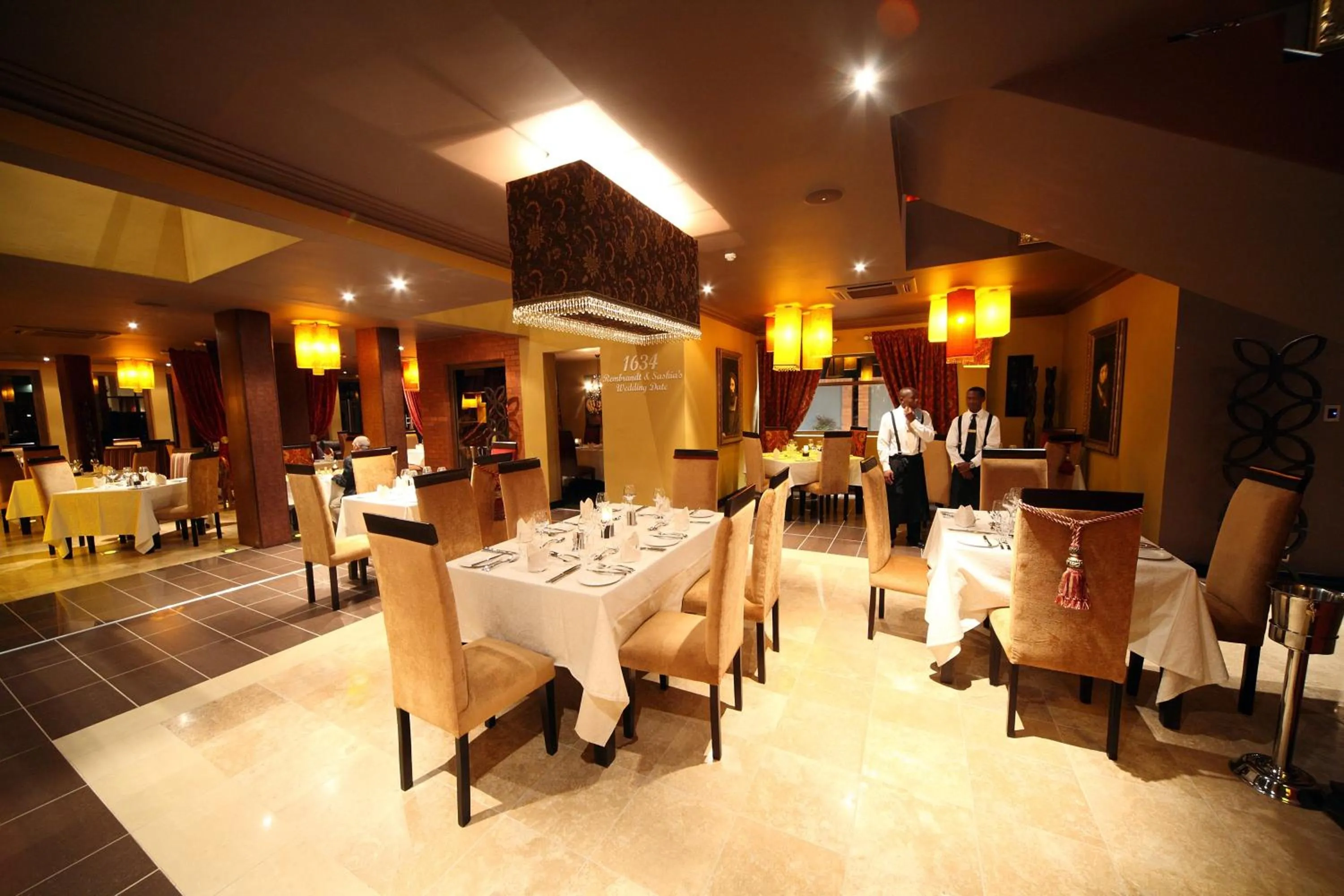 Restaurant/places to eat in Cycad Guest House