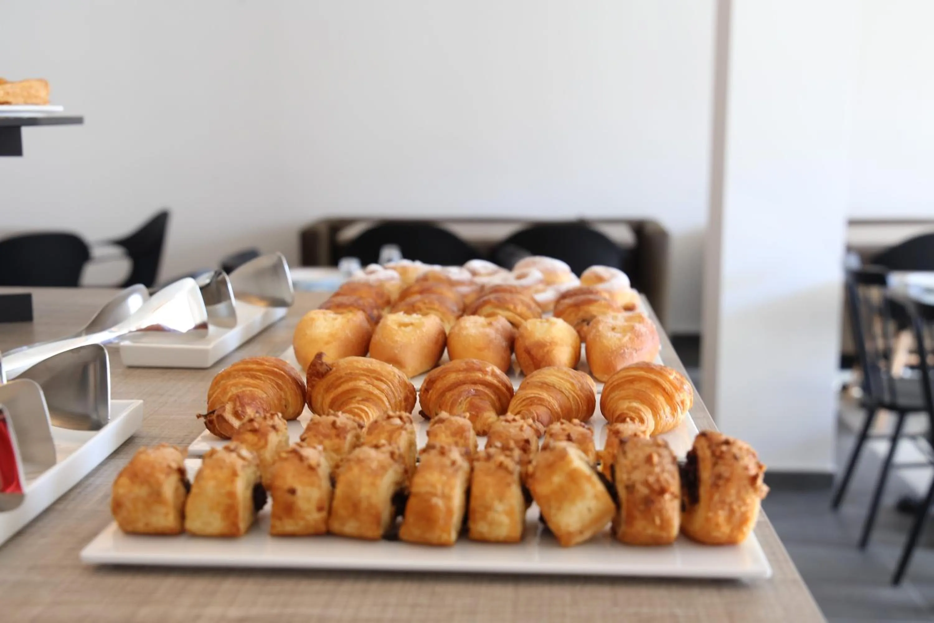 Buffet breakfast in Hotel L'Escala Centre