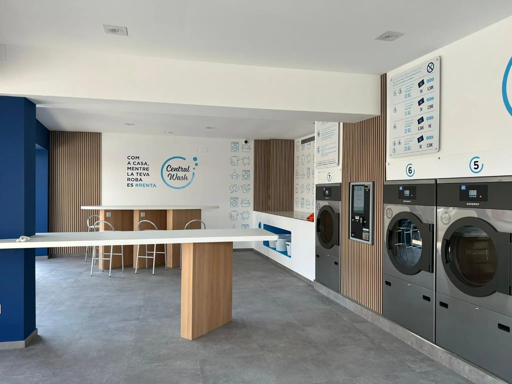 laundry in Hotel L'Escala Centre