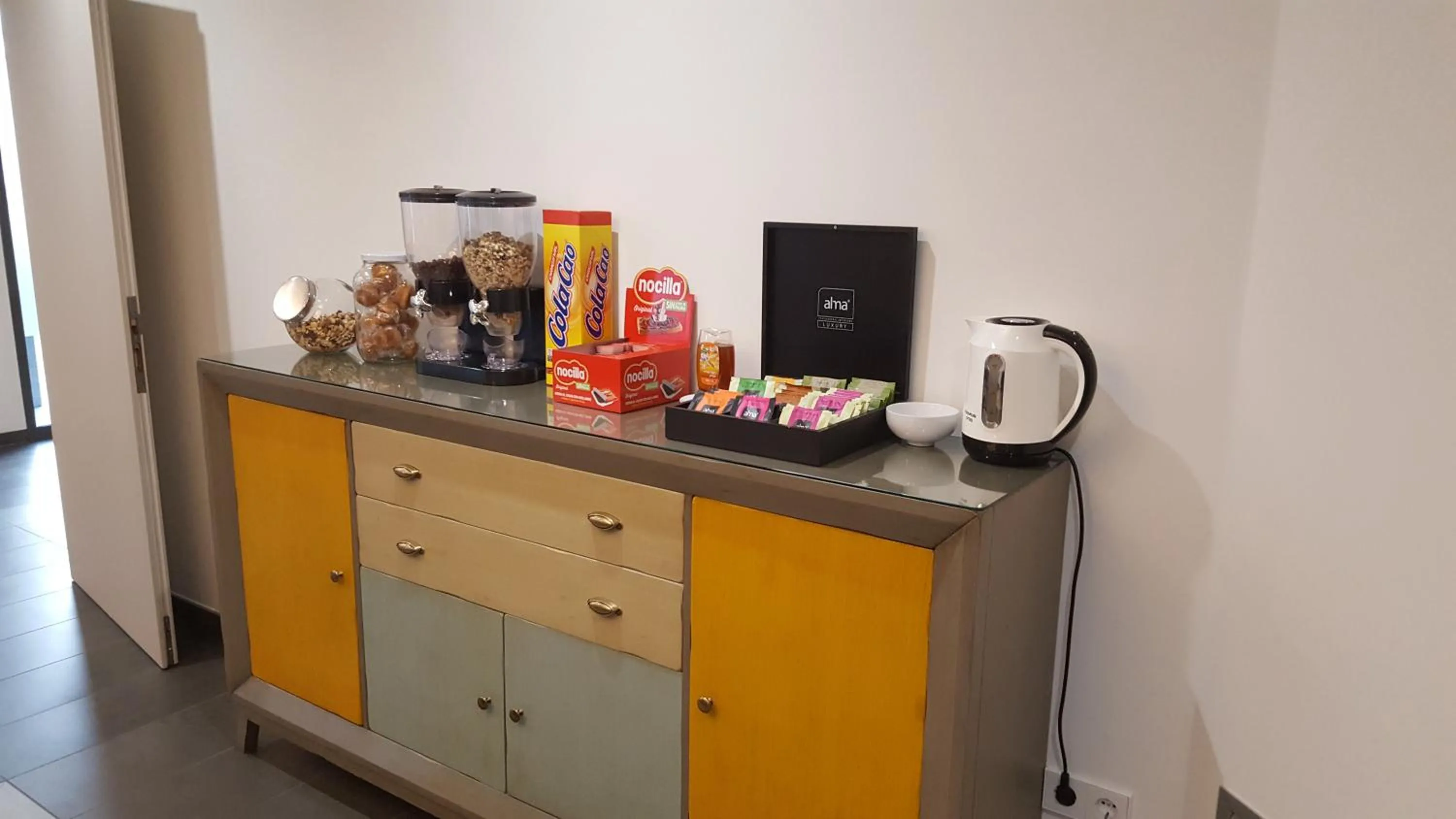 Breakfast in Hotel L'Escala Centre