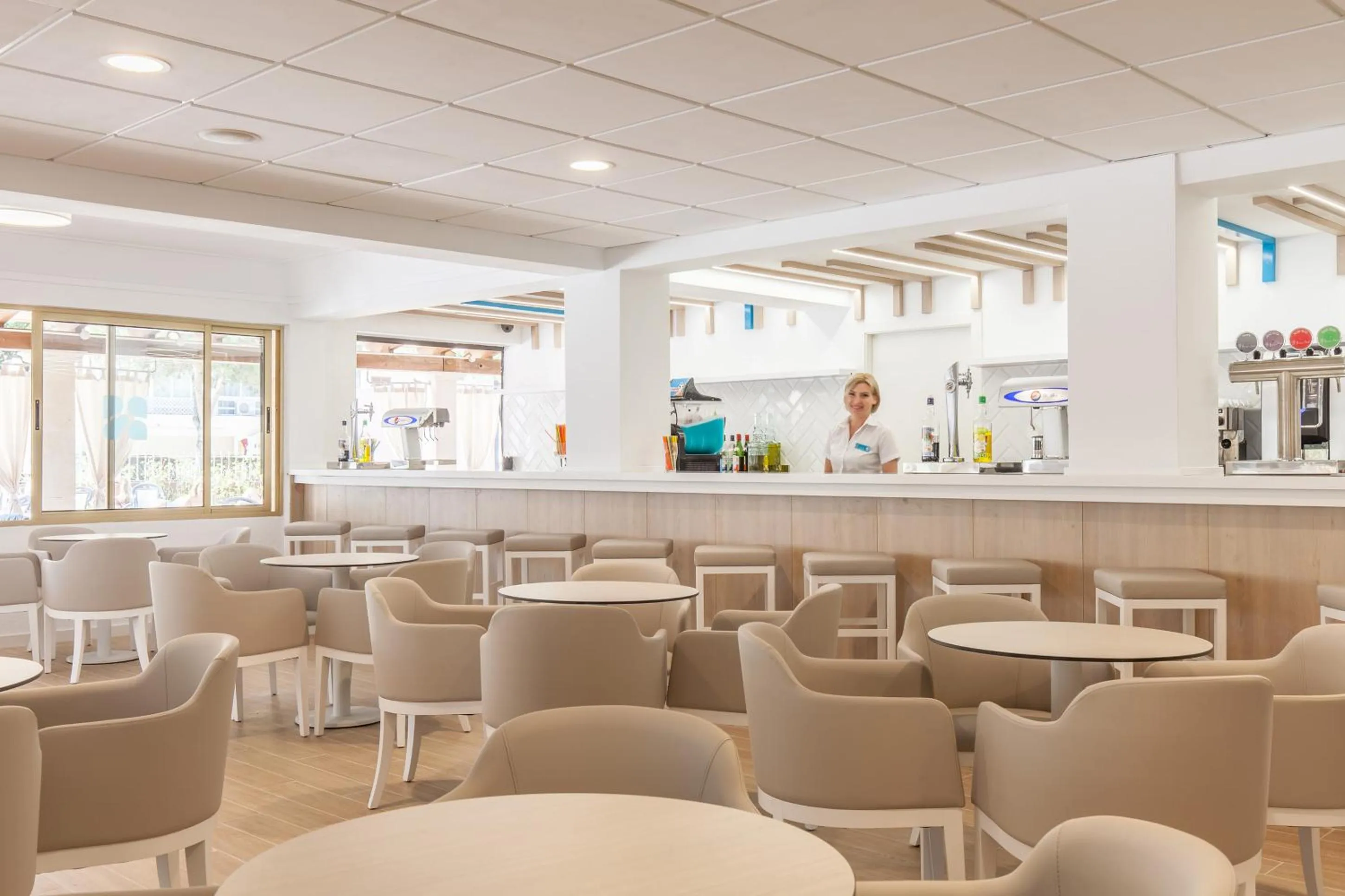 Lounge or bar in BLUESEA Don Jaime