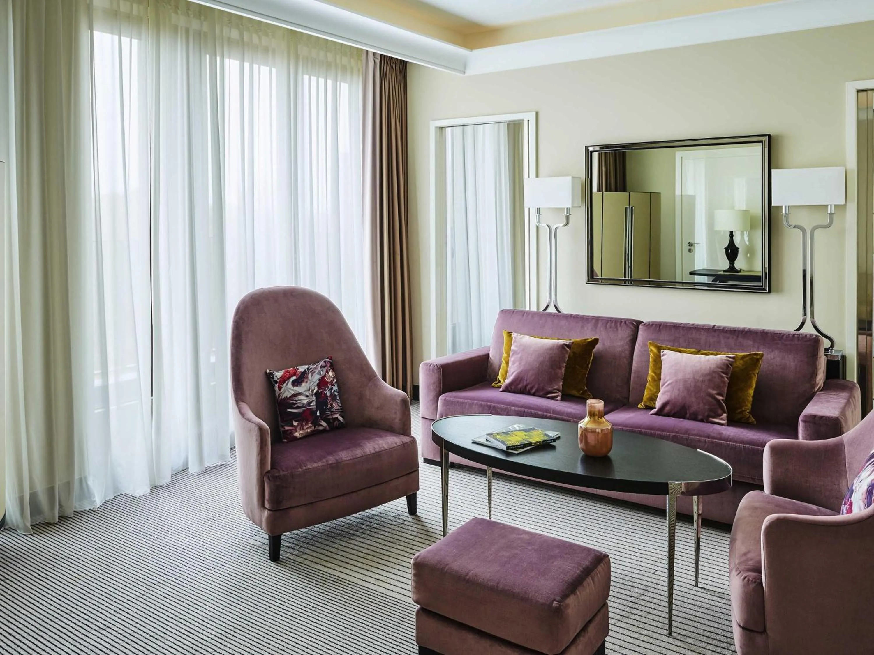 Photo of the whole room in Sofitel Frankfurt Opera