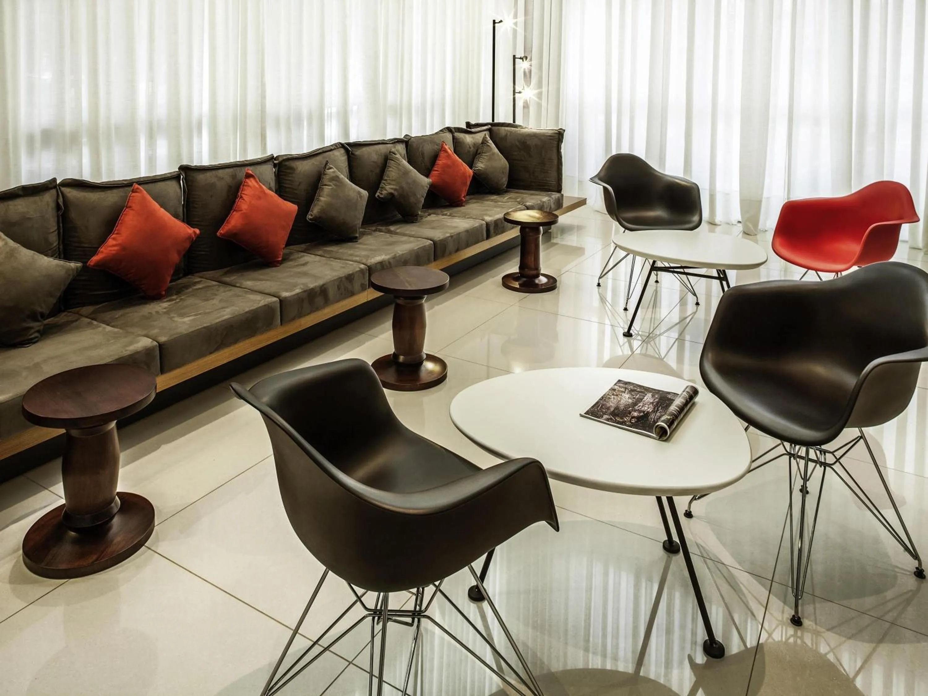 Property building in ibis Imperatriz