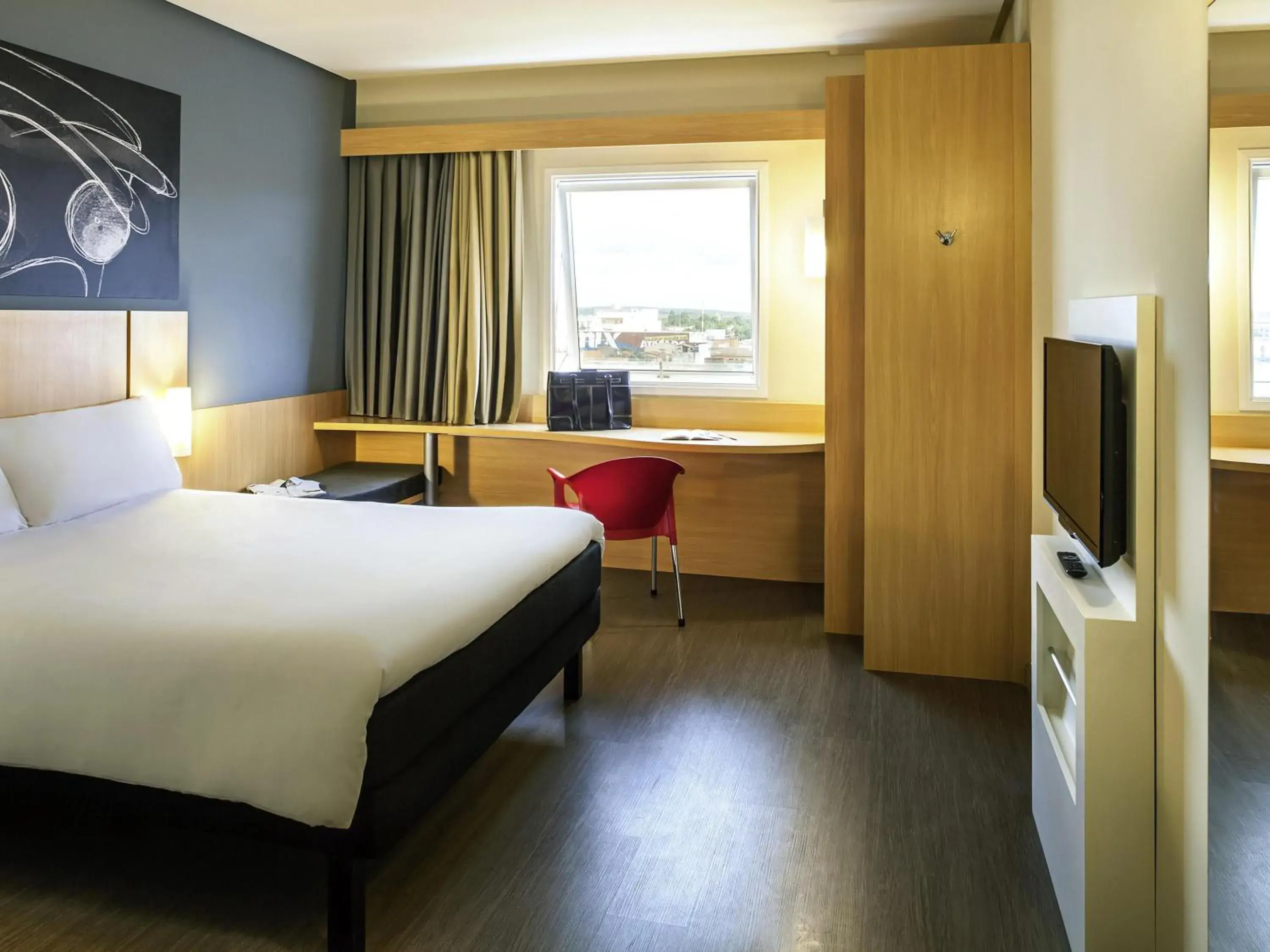 Bedroom, Bed in ibis Imperatriz Bedroom, Bed in ibis Imperatriz