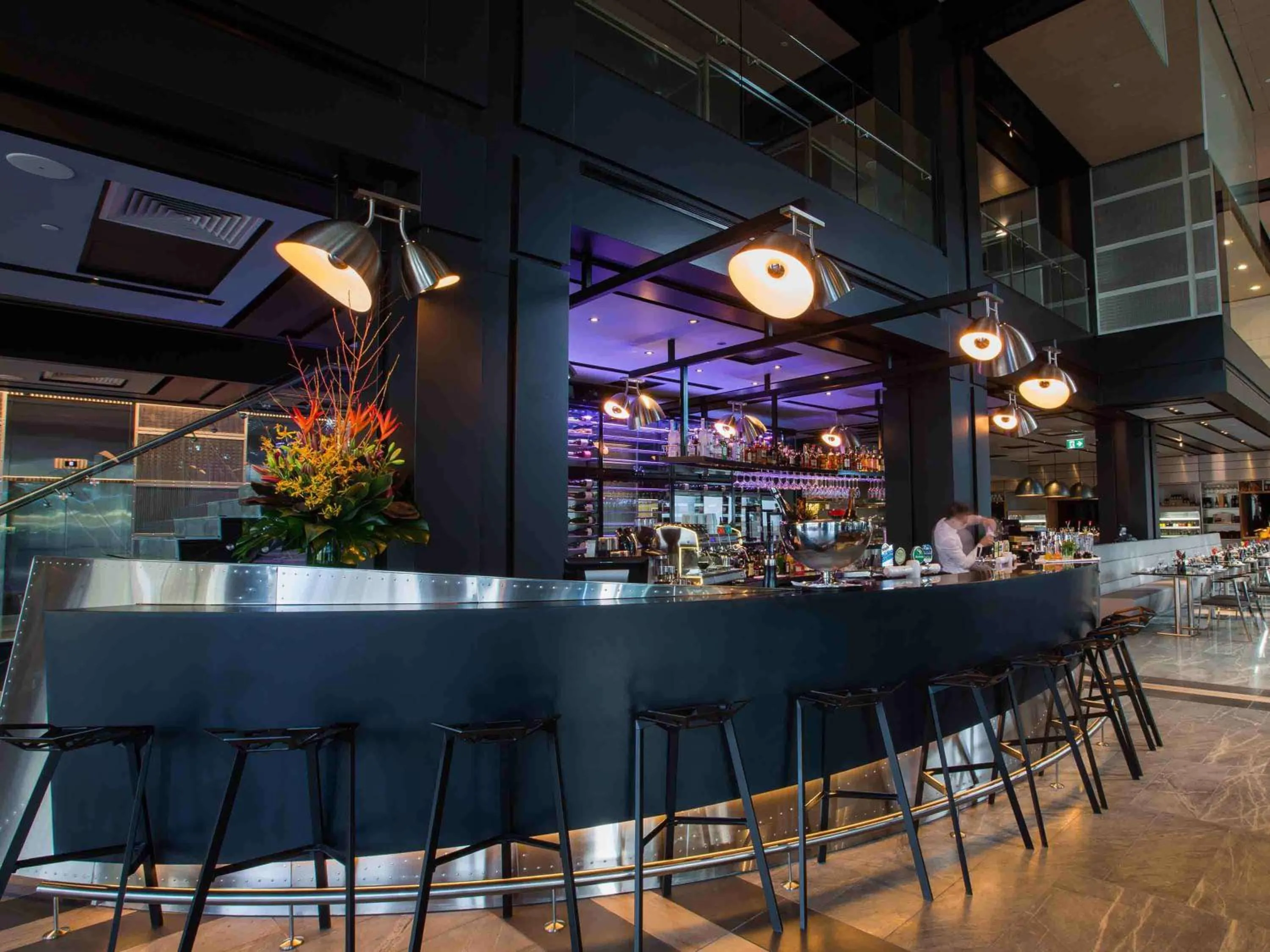 Restaurant/places to eat in Pullman Sydney Airport