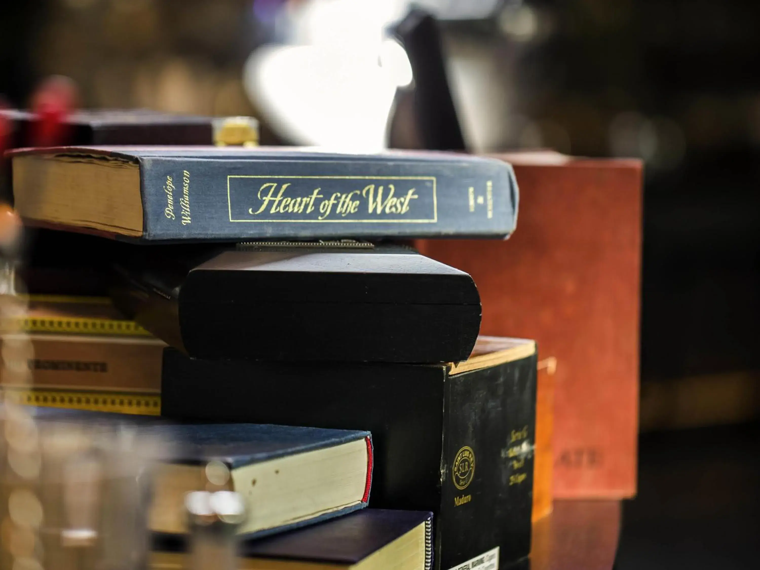 Lounge or bar in Pullman Sydney Airport Lounge or bar in Pullman Sydney Airport