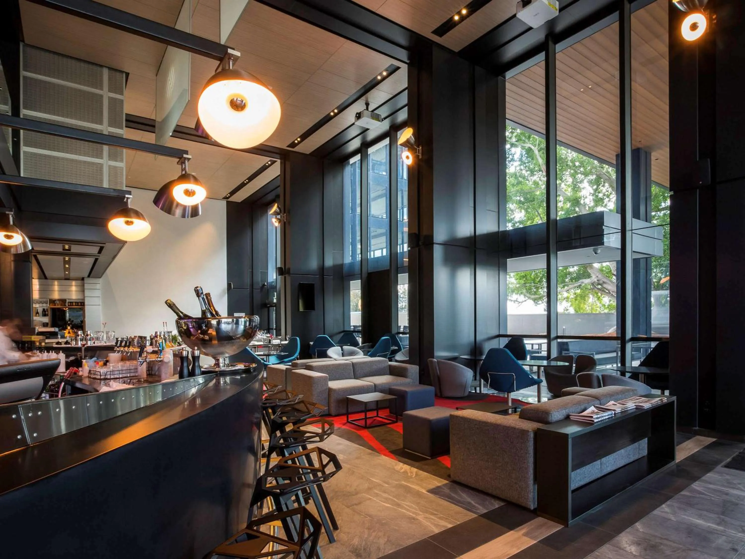 Property building in Pullman Sydney Airport