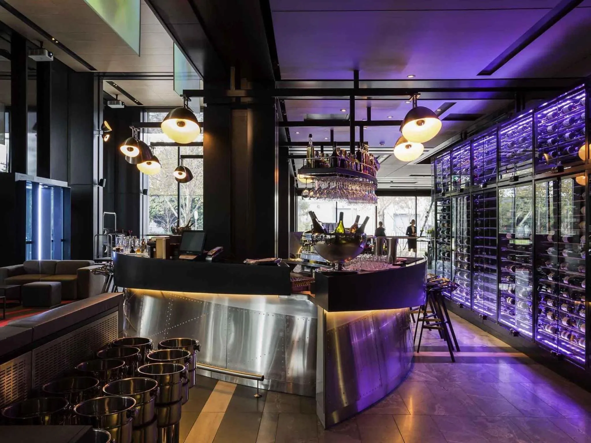 Lounge or bar in Pullman Sydney Airport