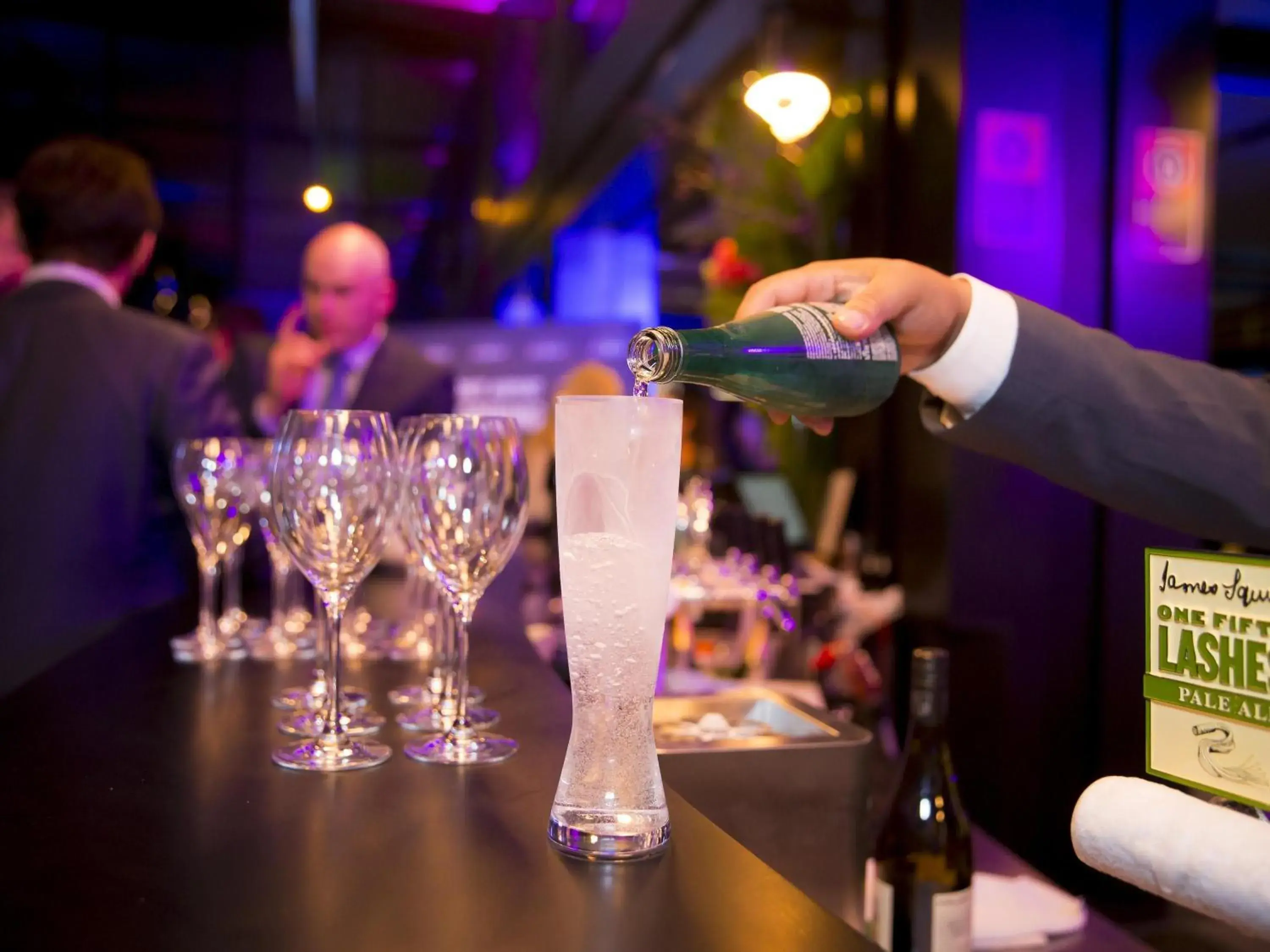 Lounge or bar in Pullman Sydney Airport Lounge or bar in Pullman Sydney Airport