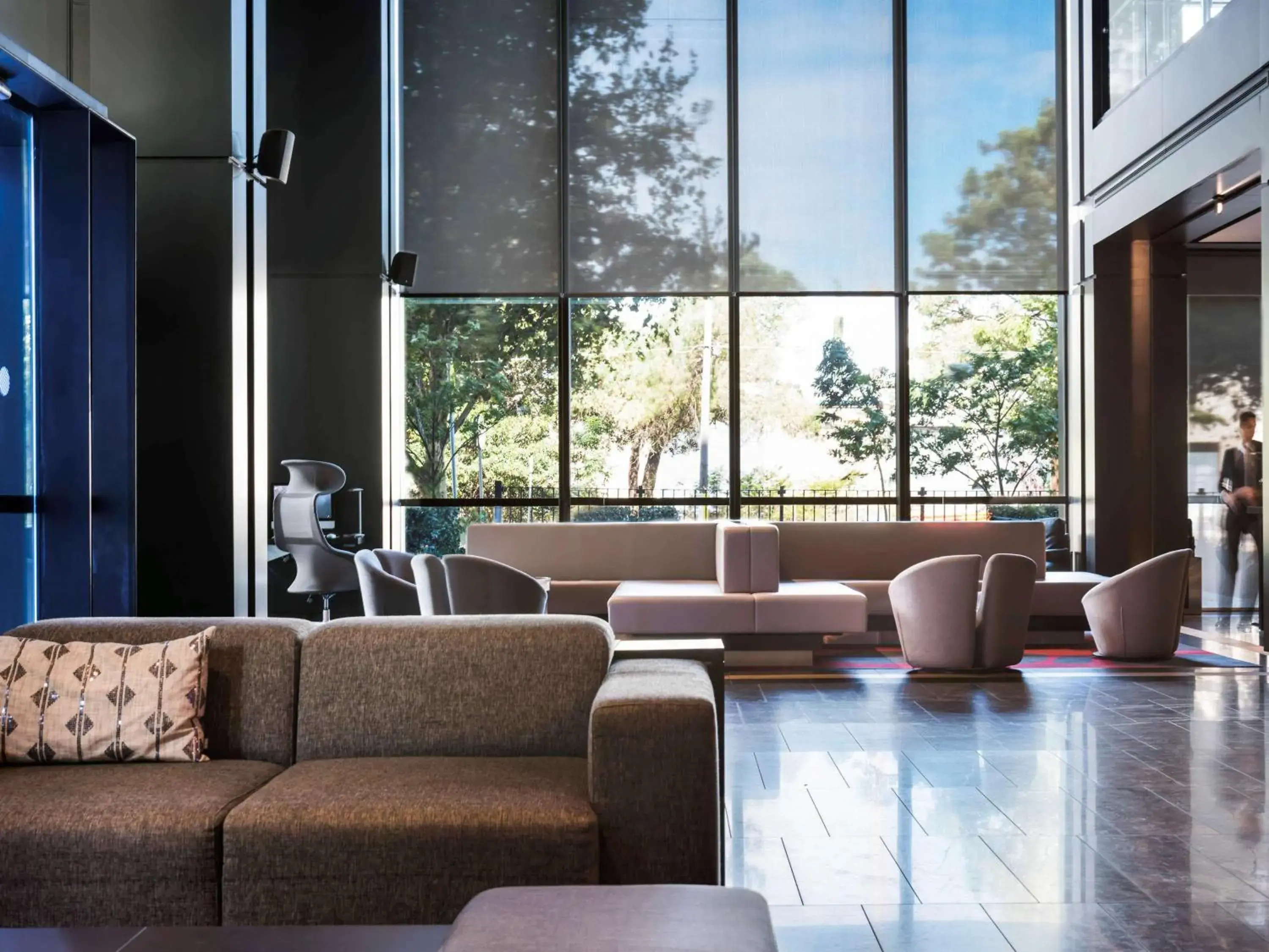 Property building in Pullman Sydney Airport Property building in Pullman Sydney Airport