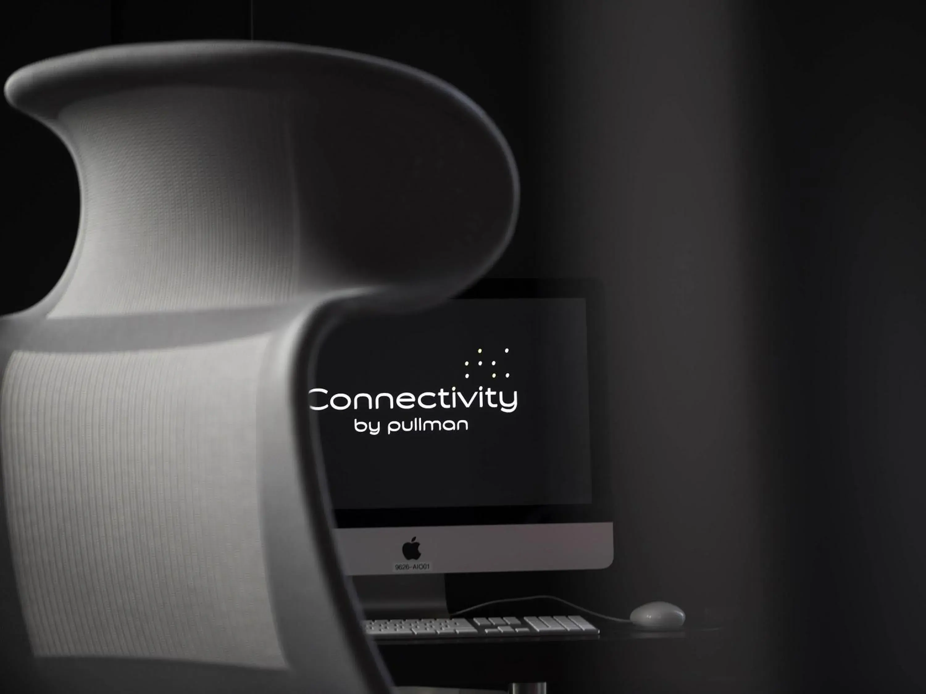 Property building in Pullman Sydney Airport Property building in Pullman Sydney Airport