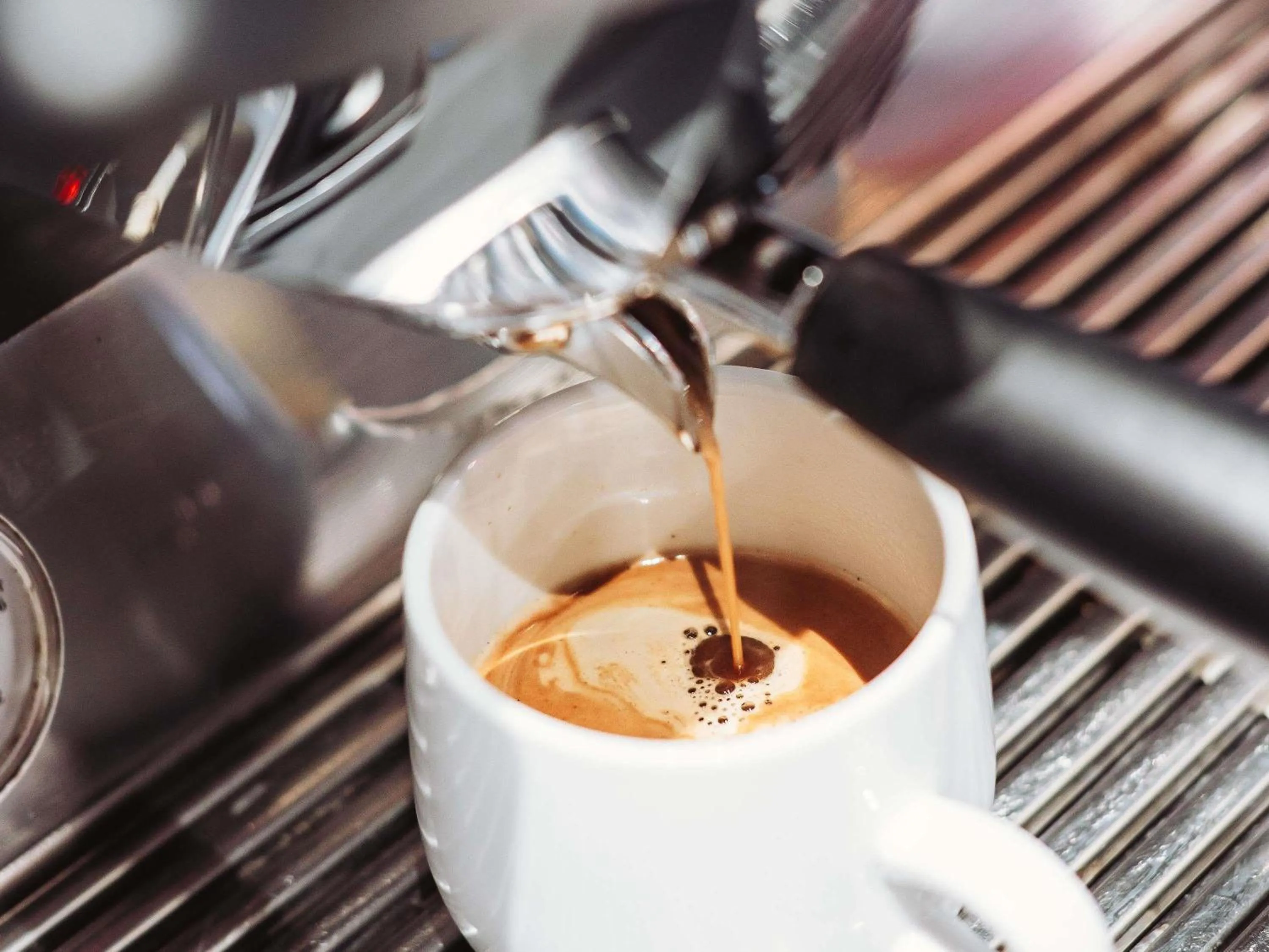 Lounge or bar in Ibis Poznan Polnoc