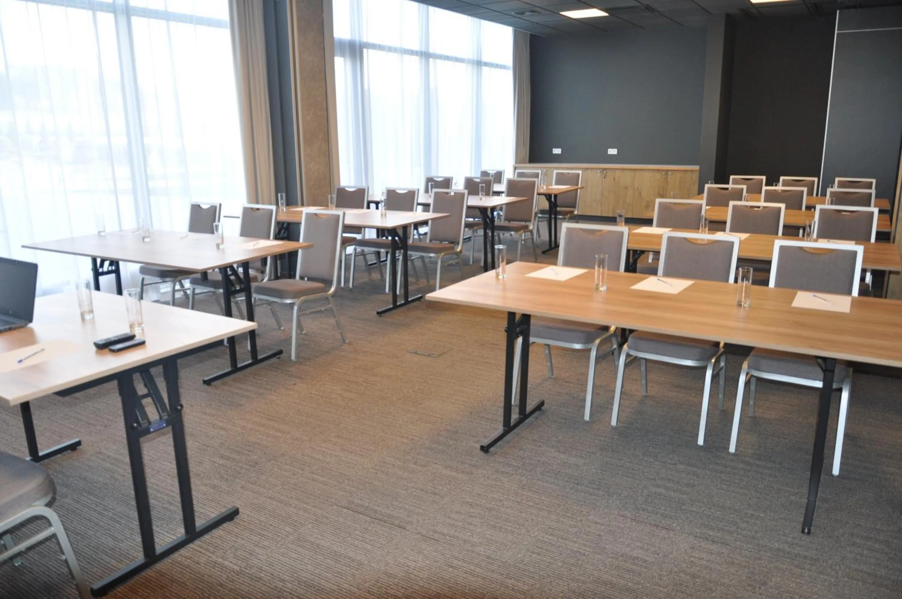 Business facilities in Ibis Poznan Polnoc