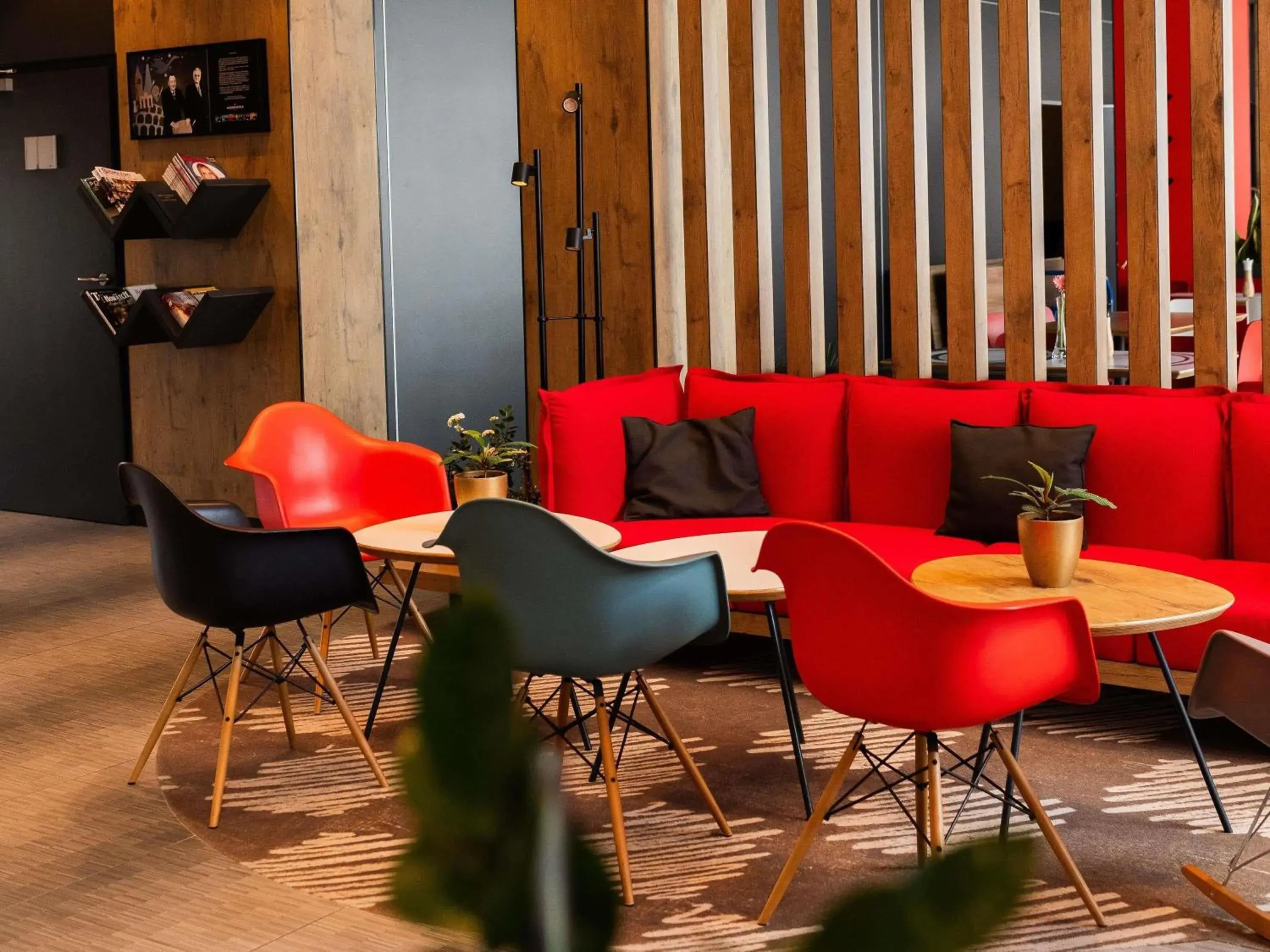 Lounge or bar in Ibis Poznan Polnoc Lounge or bar in Ibis Poznan Polnoc