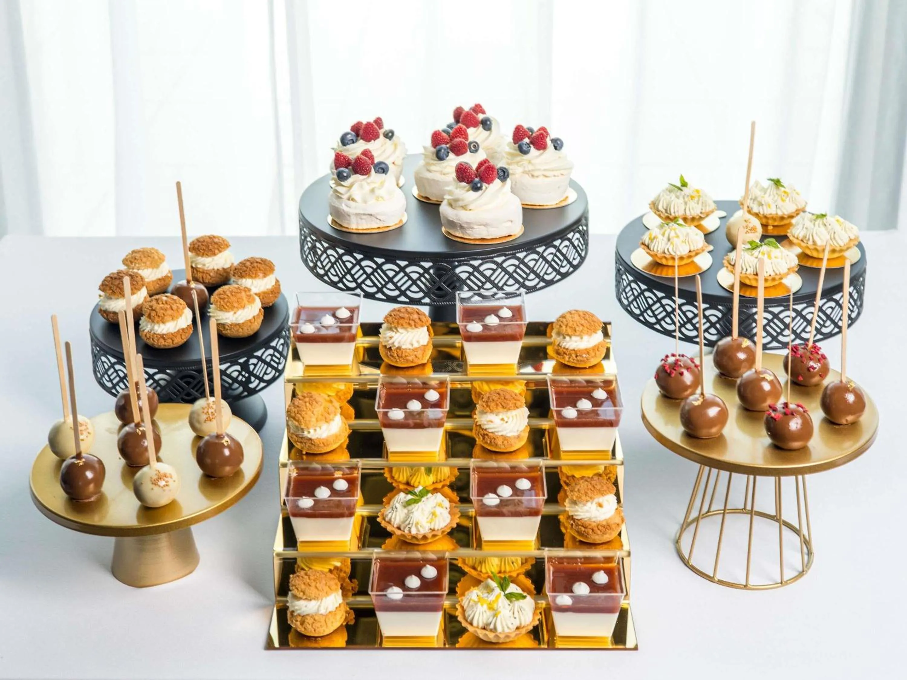 Restaurant/places to eat in Ibis Poznan Polnoc