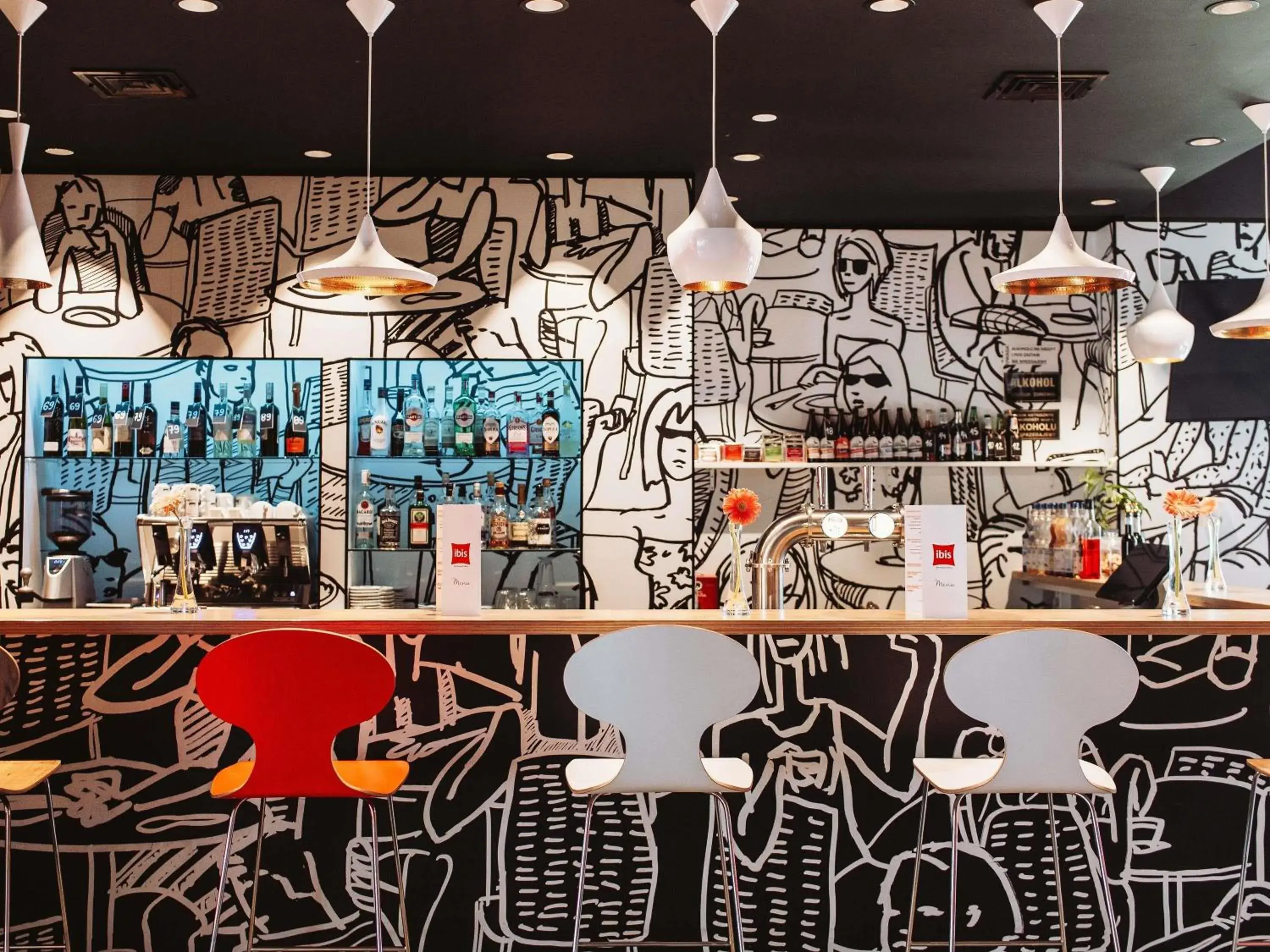 Lounge or bar in Ibis Poznan Polnoc Lounge or bar in Ibis Poznan Polnoc