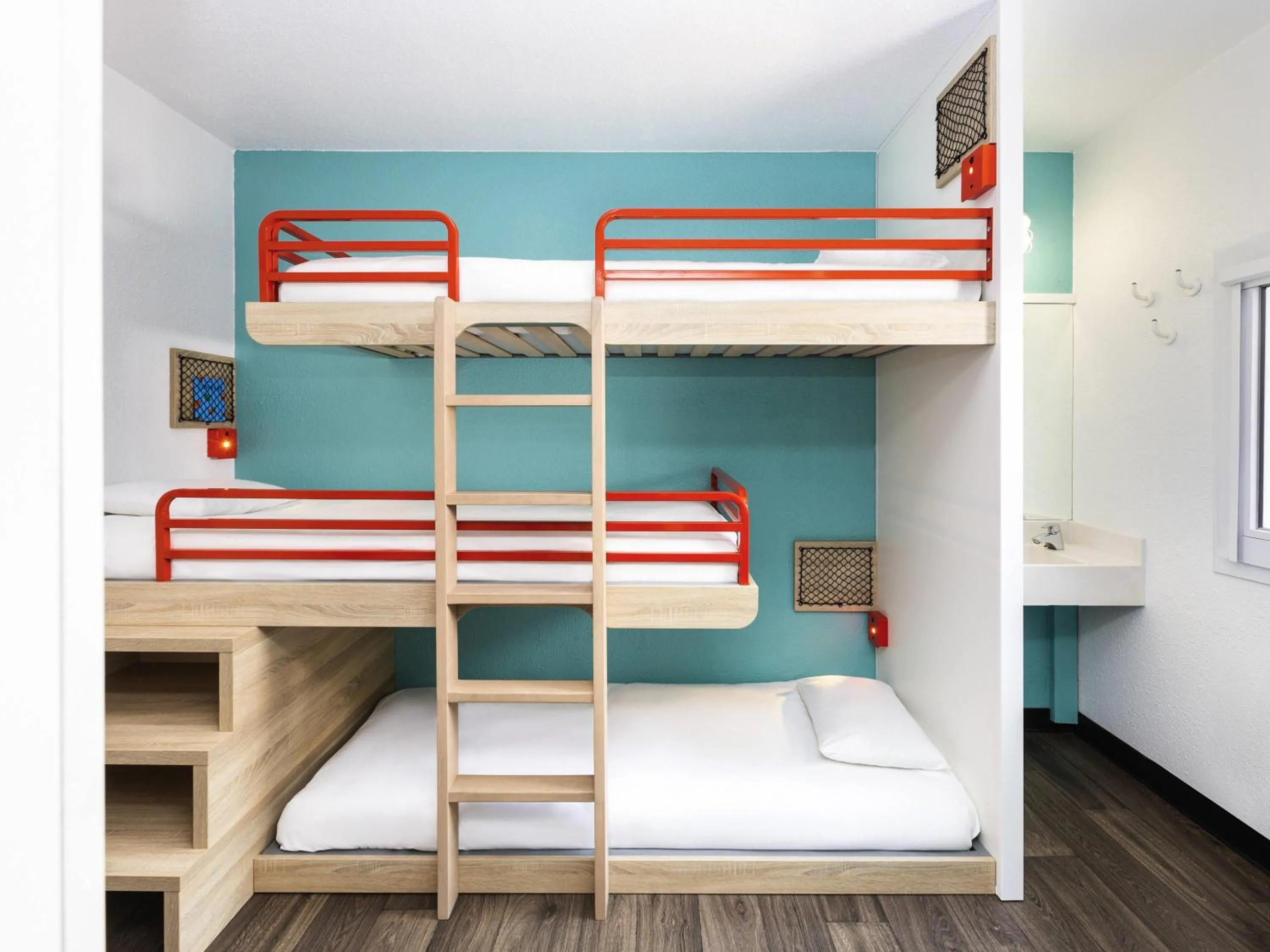 Bedroom, Bed in hotelF1 Mulhouse Centre Ouest