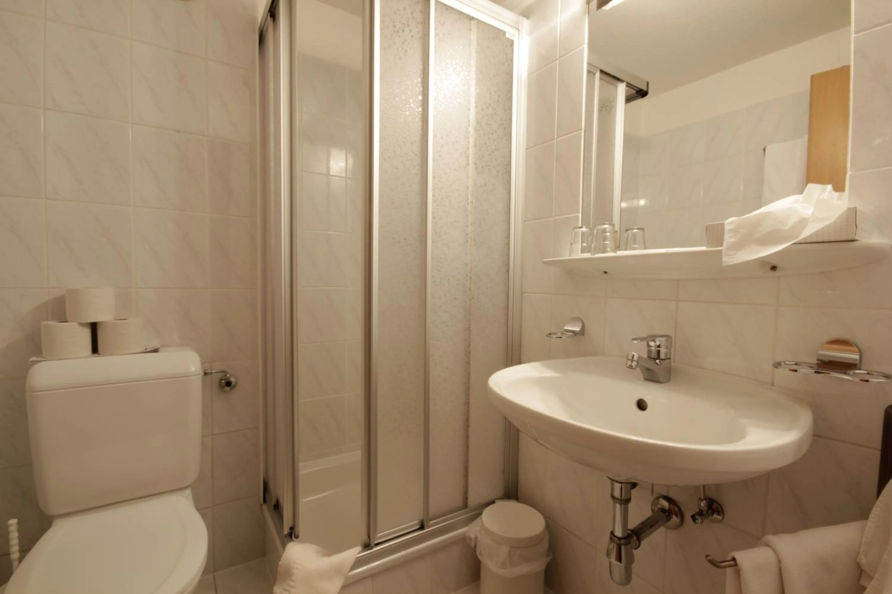 Bathroom in Hotel Tia Monte