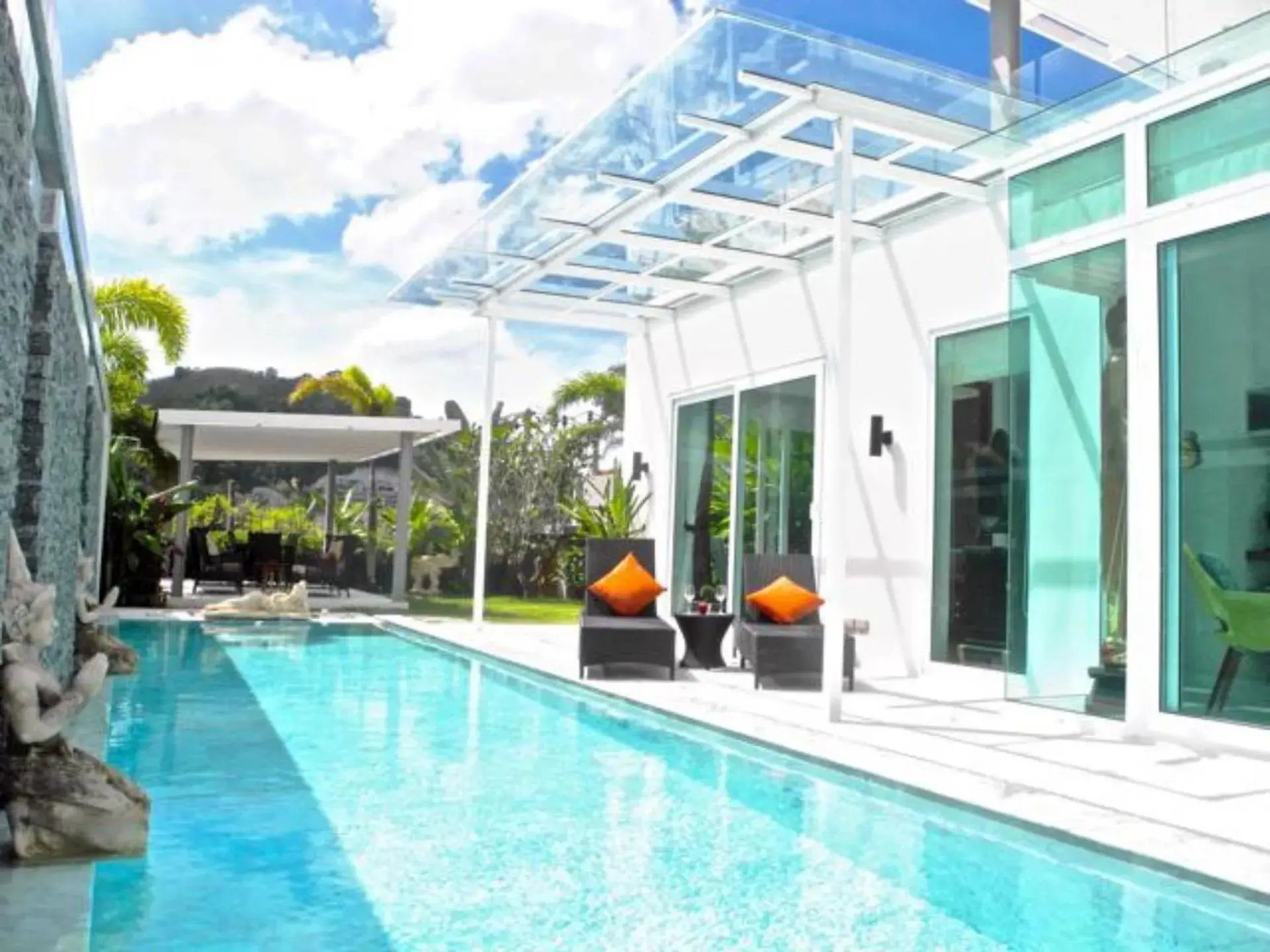 Skylight 2 bedrooms Villa in Kamala Skylight 2 bedrooms Villa in Kamala