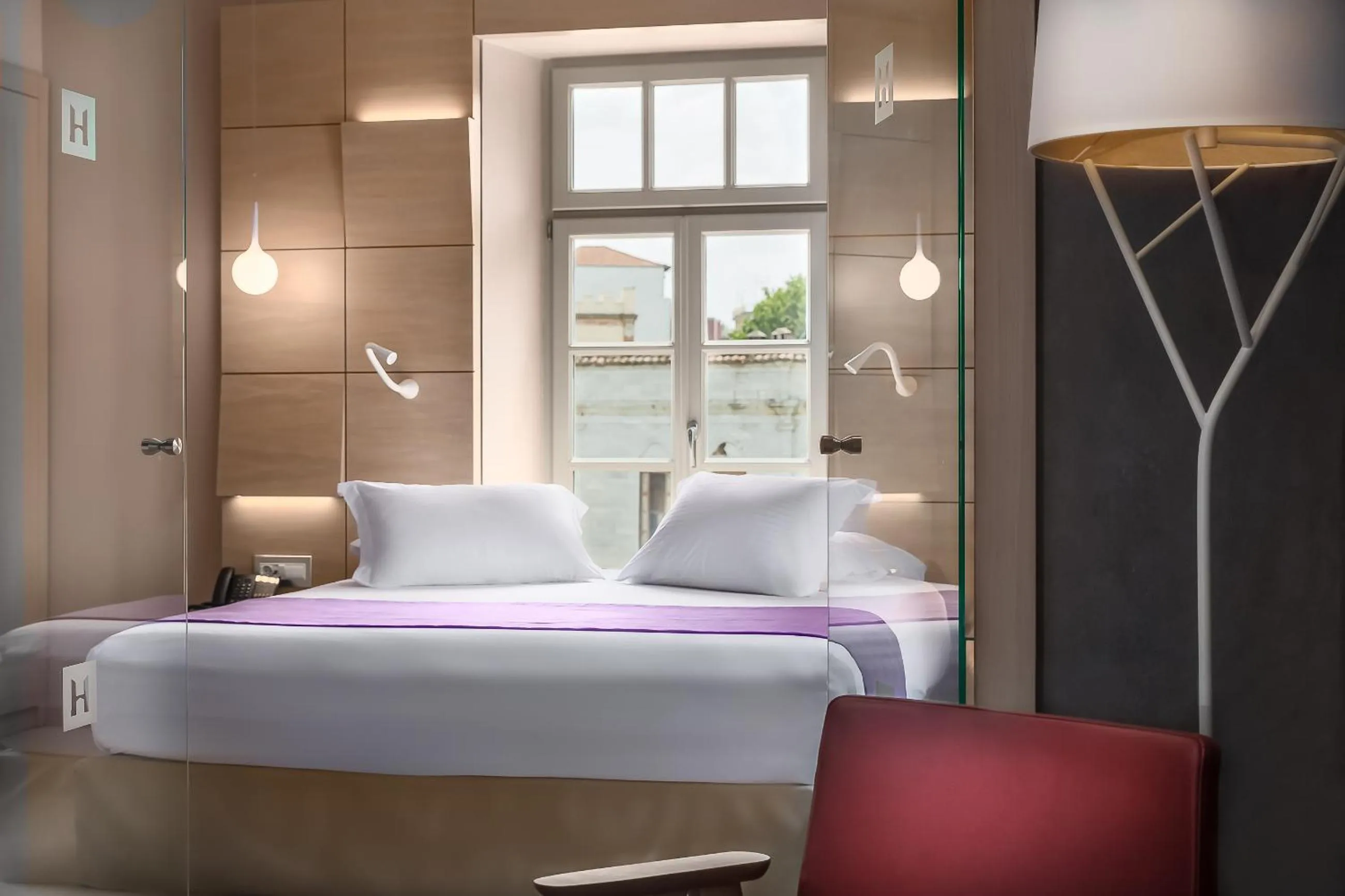 Bedroom, Bed in Hydrama Grand Hotel